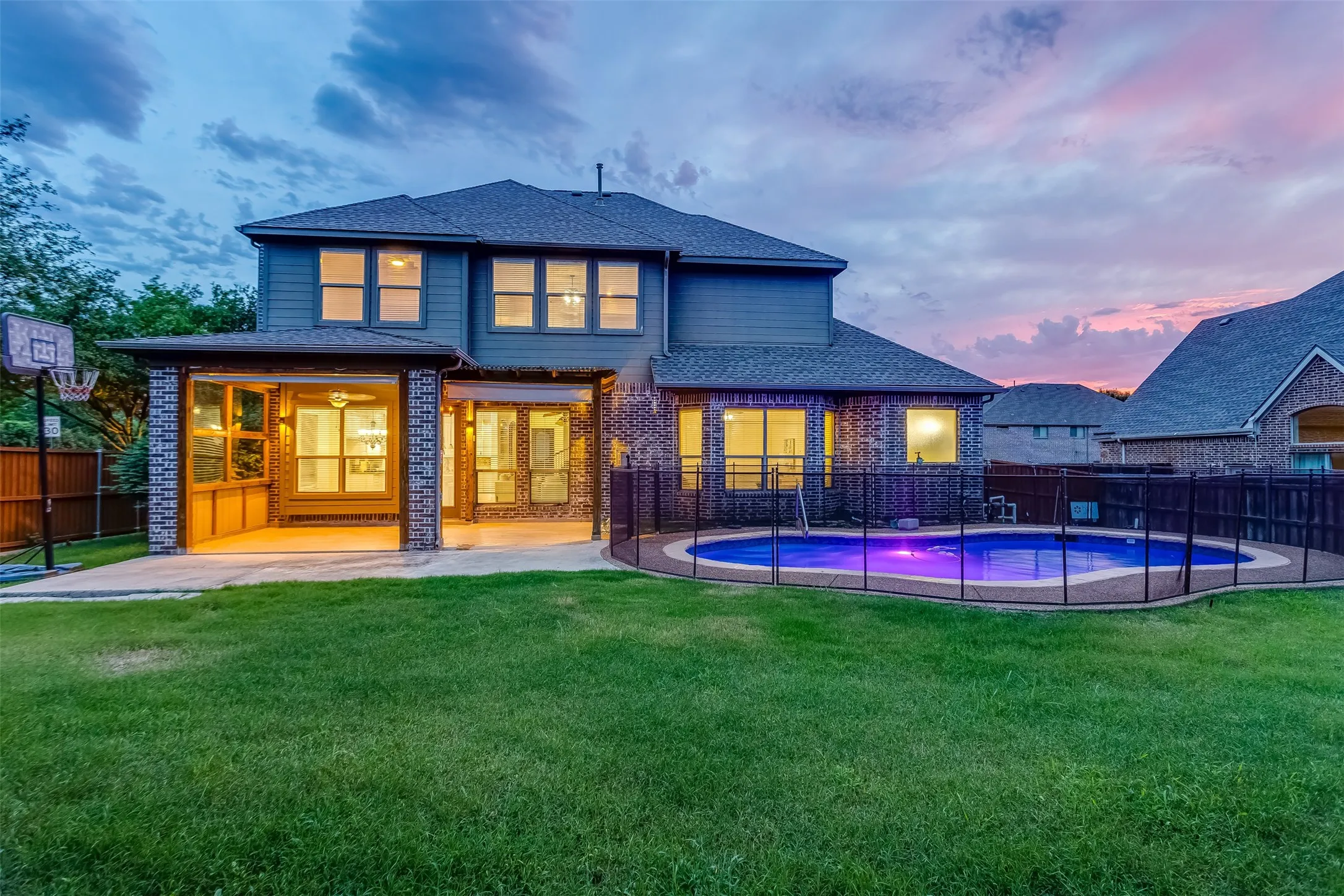 Single Family Residence For Rent in Collin County , 7604 Cindy Lane, Sachse, Texas 75048, 4 Bedroom, 4 Bathroom, 2 Garage spaces, 3,084 Sqft, built in 2012, mls#21398652, Real Estate Agent in Sachse, Homes For Rent in Collin county, Homes For Rent in Sachse, Realtor in Sachse Texas, Real Estate Brokerage Independent Realty Texas, Luminita Cordes Realtor