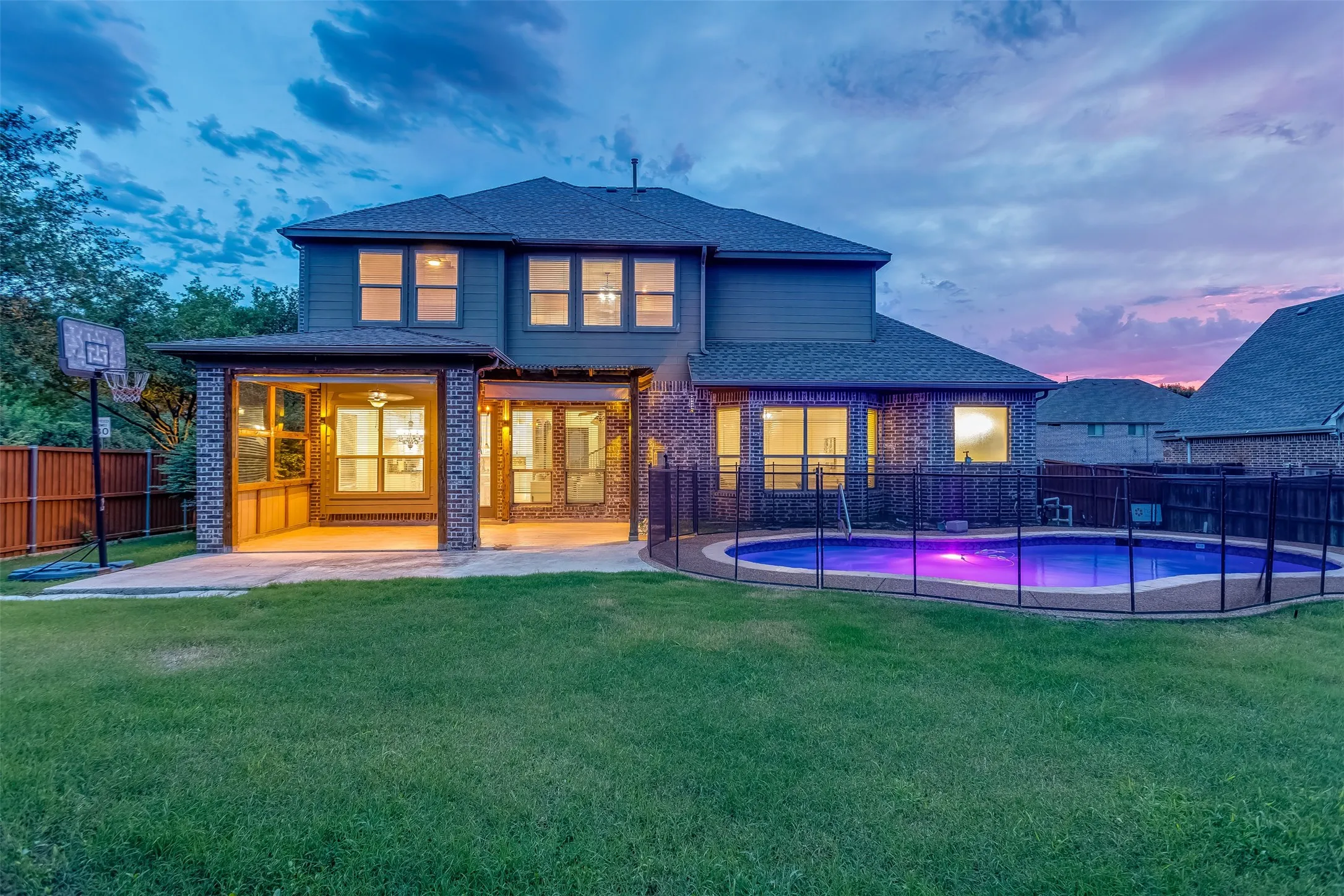 Single Family Residence For Rent in Collin County , 7604 Cindy Lane, Sachse, Texas 75048, 4 Bedroom, 4 Bathroom, 2 Garage spaces, 3,084 Sqft, built in 2012, mls#21398652, Real Estate Agent in Sachse, Homes For Rent in Collin county, Homes For Rent in Sachse, Realtor in Sachse Texas, Real Estate Brokerage Independent Realty Texas, Luminita Cordes Realtor