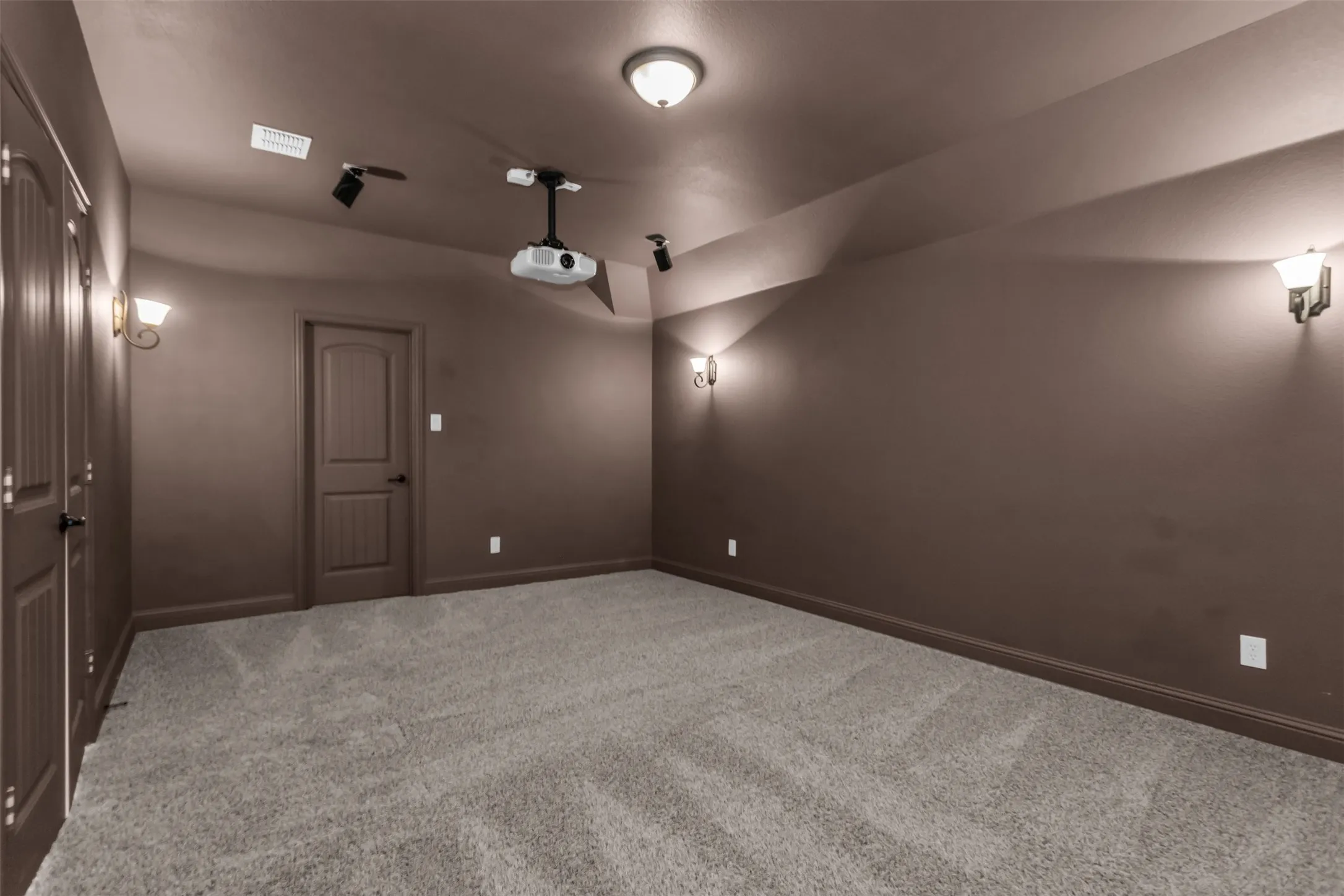 Single Family Residence For Rent in Collin County , 7604 Cindy Lane, Sachse, Texas 75048, 4 Bedroom, 4 Bathroom, 2 Garage spaces, 3,084 Sqft, built in 2012, mls#21398652, Real Estate Agent in Sachse, Homes For Rent in Collin county, Homes For Rent in Sachse, Realtor in Sachse Texas, Real Estate Brokerage Independent Realty Texas, Luminita Cordes Realtor