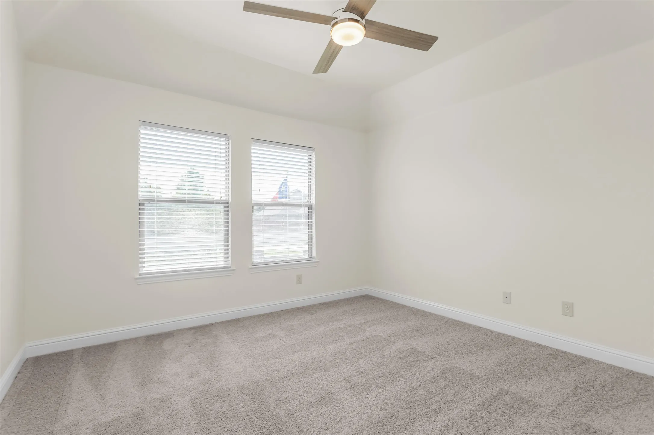 Single Family Residence For Rent in Collin County , 7604 Cindy Lane, Sachse, Texas 75048, 4 Bedroom, 4 Bathroom, 2 Garage spaces, 3,084 Sqft, built in 2012, mls#21398652, Real Estate Agent in Sachse, Homes For Rent in Collin county, Homes For Rent in Sachse, Realtor in Sachse Texas, Real Estate Brokerage Independent Realty Texas, Luminita Cordes Realtor