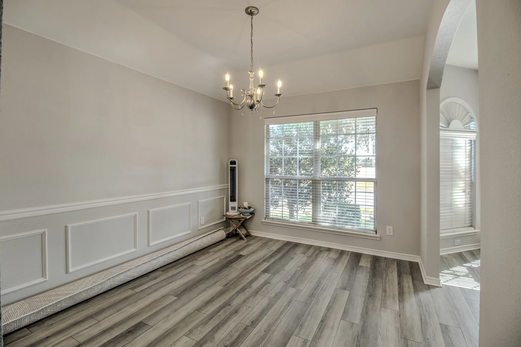 Single Family Residence For Rent in Denton County , 9453 Mirror Fountain Circle, Frisco, Texas 75033, 4 Bedroom, 2 Bathroom, 2 Garage spaces, 2,238 Sqft, built in 2005, mls#21398468, Real Estate Agent in Frisco, Homes For Rent in Denton county, Homes For Rent in Frisco, Realtor in Frisco Texas, Real Estate Brokerage Independent Realty Texas, Luminita Cordes Realtor