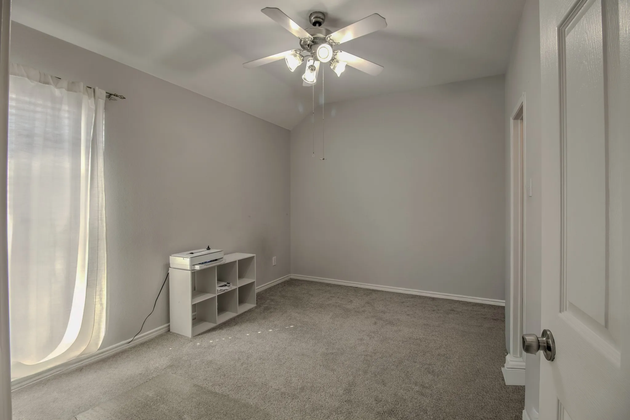 Single Family Residence For Rent in Denton County , 9453 Mirror Fountain Circle, Frisco, Texas 75033, 4 Bedroom, 2 Bathroom, 2 Garage spaces, 2,238 Sqft, built in 2005, mls#21398468, Real Estate Agent in Frisco, Homes For Rent in Denton county, Homes For Rent in Frisco, Realtor in Frisco Texas, Real Estate Brokerage Independent Realty Texas, Luminita Cordes Realtor