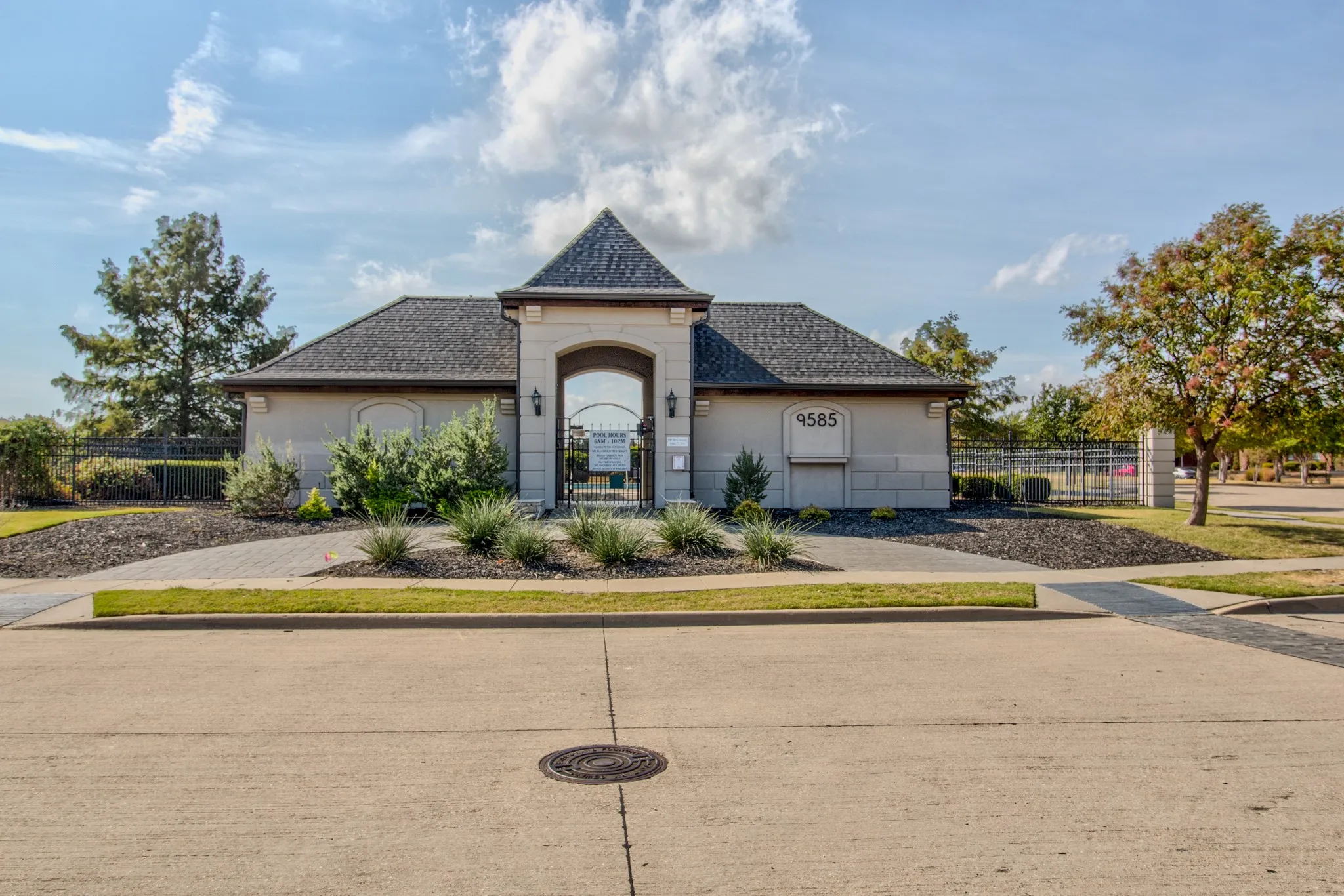 Single Family Residence For Rent in Denton County , 9453 Mirror Fountain Circle, Frisco, Texas 75033, 4 Bedroom, 2 Bathroom, 2 Garage spaces, 2,238 Sqft, built in 2005, mls#21398468, Real Estate Agent in Frisco, Homes For Rent in Denton county, Homes For Rent in Frisco, Realtor in Frisco Texas, Real Estate Brokerage Independent Realty Texas, Luminita Cordes Realtor