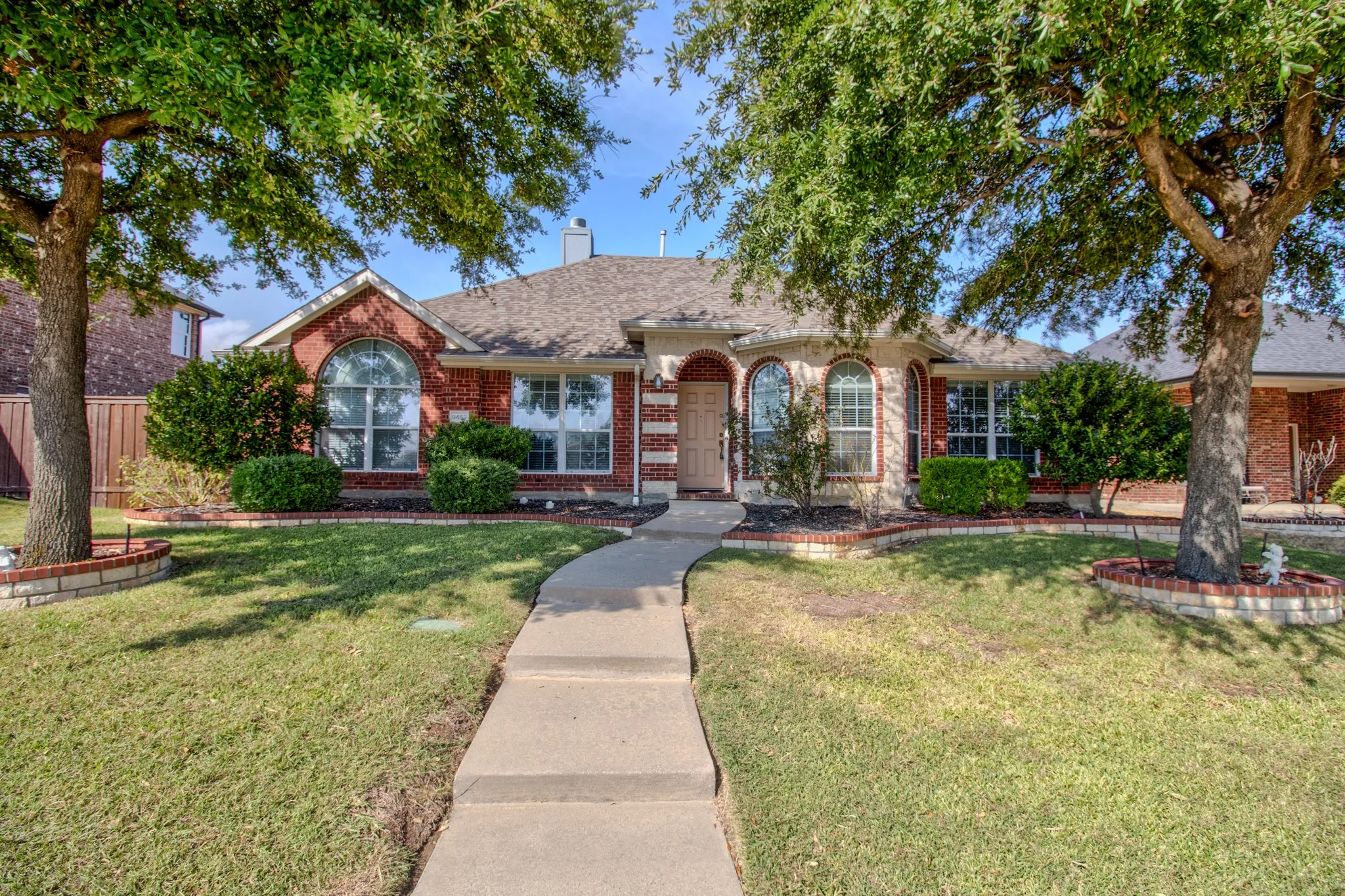 Single Family Residence For Rent in Denton County , 9453 Mirror Fountain Circle, Frisco, Texas 75033, 4 Bedroom, 2 Bathroom, 2 Garage spaces, 2,238 Sqft, built in 2005, mls#21398468, Real Estate Agent in Frisco, Homes For Rent in Denton county, Homes For Rent in Frisco, Realtor in Frisco Texas, Real Estate Brokerage Independent Realty Texas, Luminita Cordes Realtor