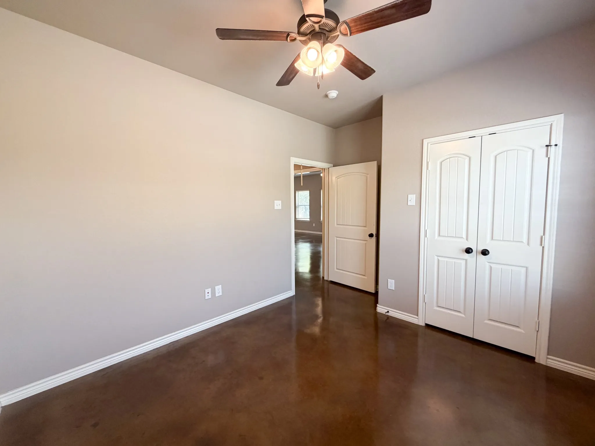 Single Family Residence For Rent in Ellis County , 161 E Canton Street, Palmer, Texas 75152, 3 Bedroom, 2 Bathroom, Garage spaces, 1,350 Sqft, built in 2017, mls#21399664, Real Estate Agent in Palmer, Homes For Rent in Ellis county, Homes For Rent in Palmer, Realtor in Palmer Texas, Real Estate Brokerage Independent Realty Texas, Luminita Cordes Realtor