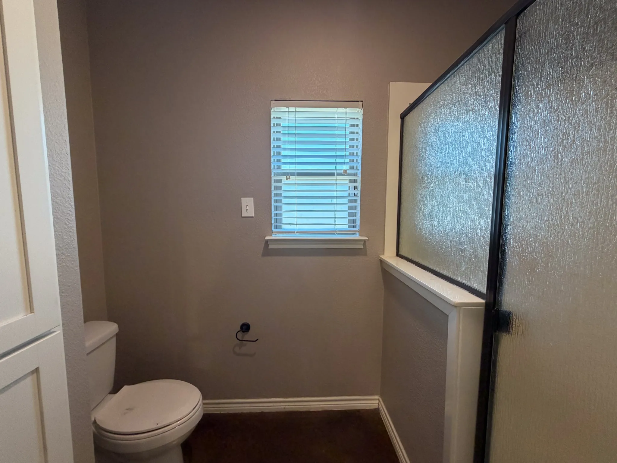 Single Family Residence For Rent in Ellis County , 161 E Canton Street, Palmer, Texas 75152, 3 Bedroom, 2 Bathroom, Garage spaces, 1,350 Sqft, built in 2017, mls#21399664, Real Estate Agent in Palmer, Homes For Rent in Ellis county, Homes For Rent in Palmer, Realtor in Palmer Texas, Real Estate Brokerage Independent Realty Texas, Luminita Cordes Realtor