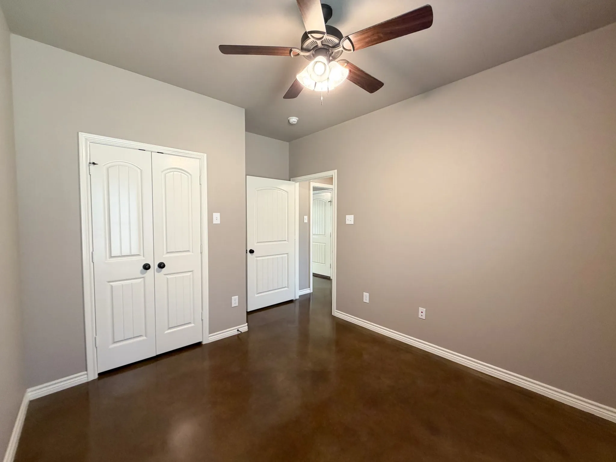 Single Family Residence For Rent in Ellis County , 161 E Canton Street, Palmer, Texas 75152, 3 Bedroom, 2 Bathroom, Garage spaces, 1,350 Sqft, built in 2017, mls#21399664, Real Estate Agent in Palmer, Homes For Rent in Ellis county, Homes For Rent in Palmer, Realtor in Palmer Texas, Real Estate Brokerage Independent Realty Texas, Luminita Cordes Realtor