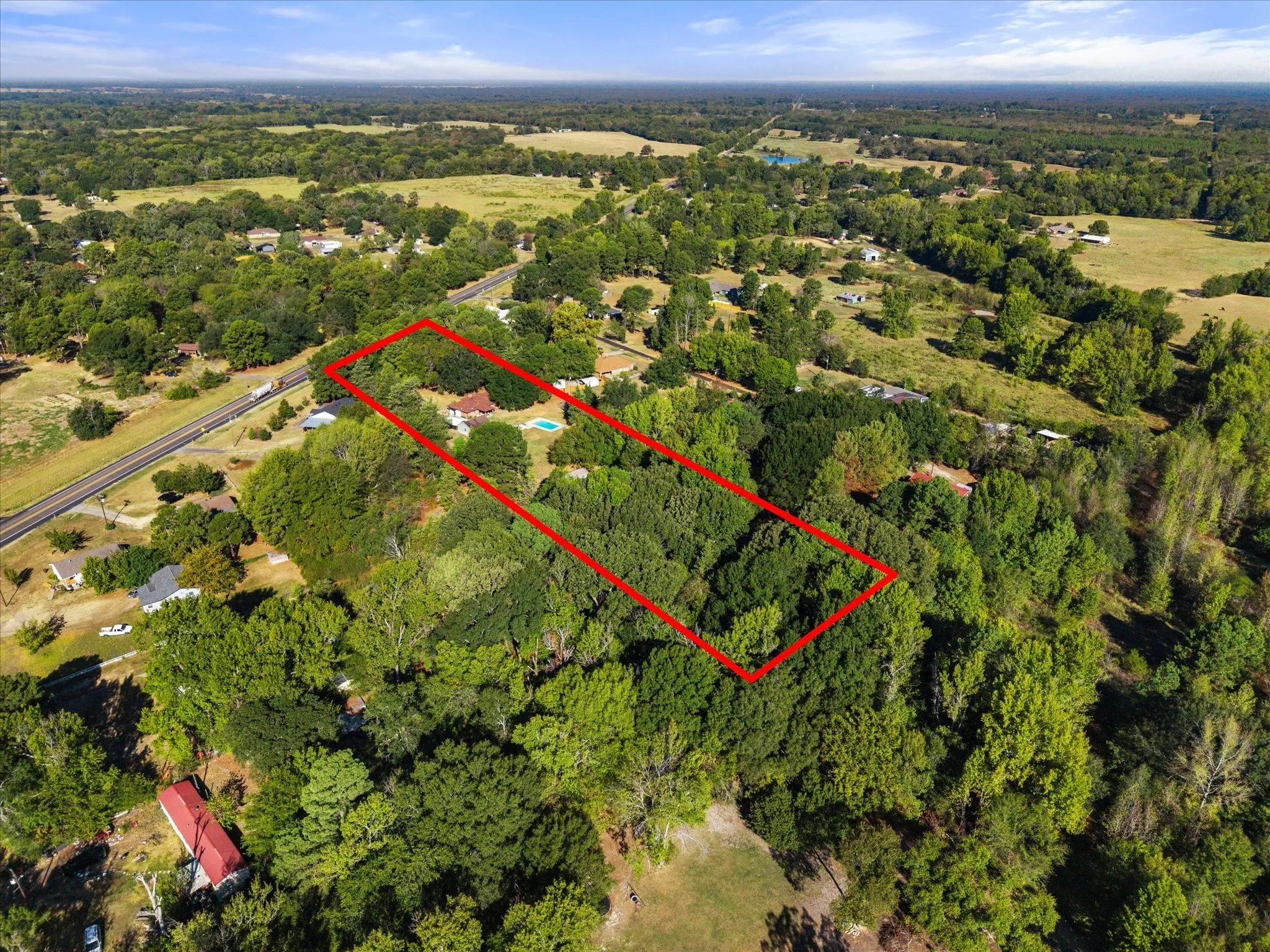 Single Family Residence For Sale in Titus County , 6170 N US Highway 271, Mt Pleasant, Texas 75455, 3 Bedroom, 3 Bathroom, Garage spaces, 2,433 Sqft, built in 1993, mls#21399347, Real Estate Agent in Mt Pleasant, Homes For Sale in Titus county, Homes For Sale in Mt Pleasant, Realtor in Mt Pleasant Texas, Real Estate Brokerage Independent Realty Texas, Luminita Cordes Realtor