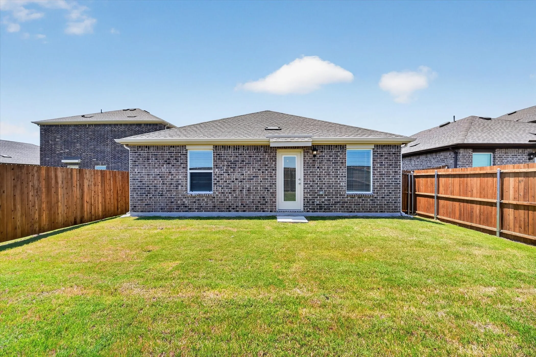 Single Family Residence For Rent in Collin County , 1813 Potomac Lane, Blue Ridge, Texas 75424, 3 Bedroom, 2 Bathroom, 2 Garage spaces, 1,334 Sqft, built in 2026, mls#21399677, Real Estate Agent in Blue Ridge, Homes For Rent in Collin county, Homes For Rent in Blue Ridge, Realtor in Blue Ridge Texas, Real Estate Brokerage Independent Realty Texas, Luminita Cordes Realtor
