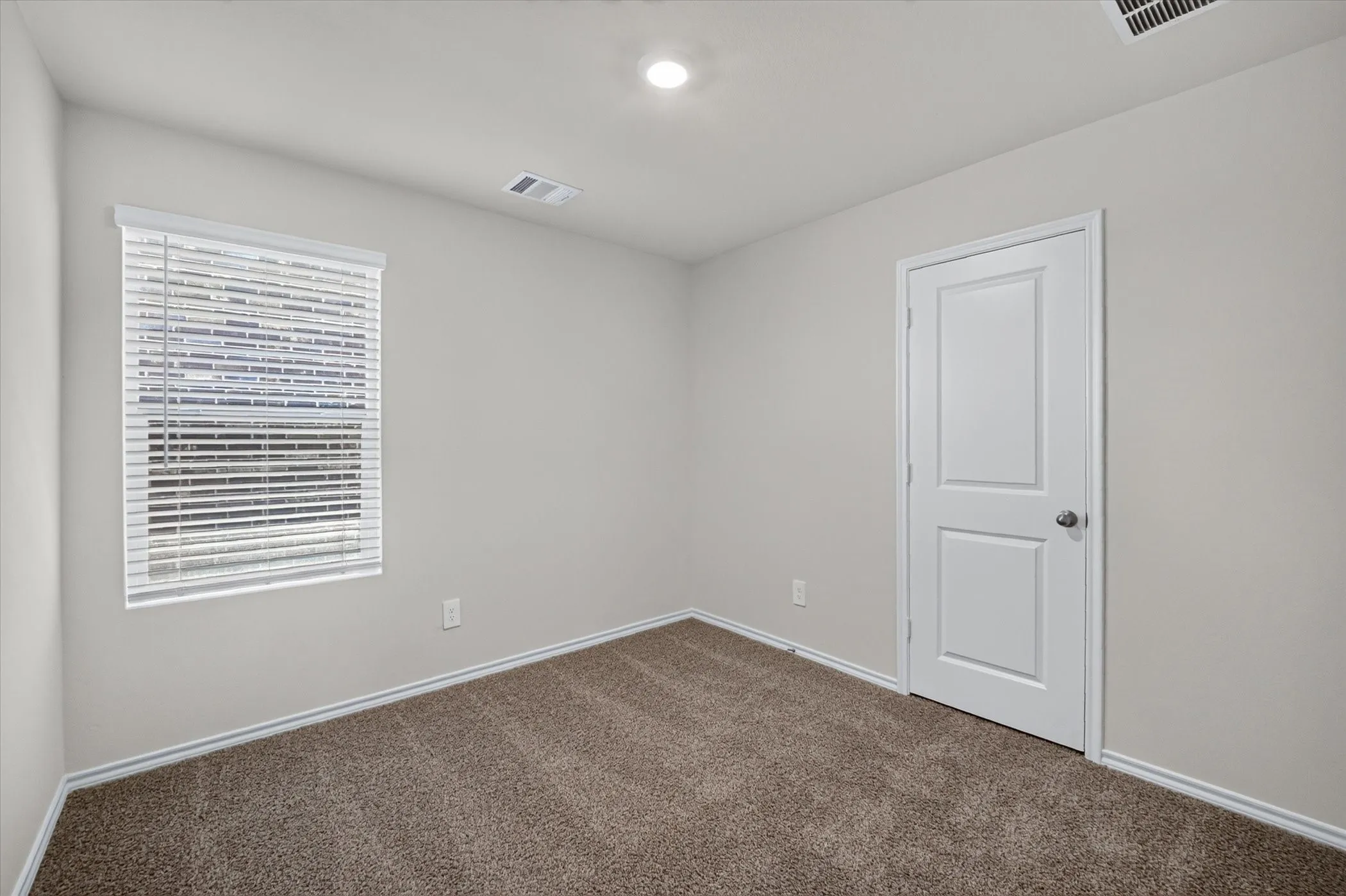 Single Family Residence For Rent in Collin County , 1813 Potomac Lane, Blue Ridge, Texas 75424, 3 Bedroom, 2 Bathroom, 2 Garage spaces, 1,334 Sqft, built in 2026, mls#21399677, Real Estate Agent in Blue Ridge, Homes For Rent in Collin county, Homes For Rent in Blue Ridge, Realtor in Blue Ridge Texas, Real Estate Brokerage Independent Realty Texas, Luminita Cordes Realtor