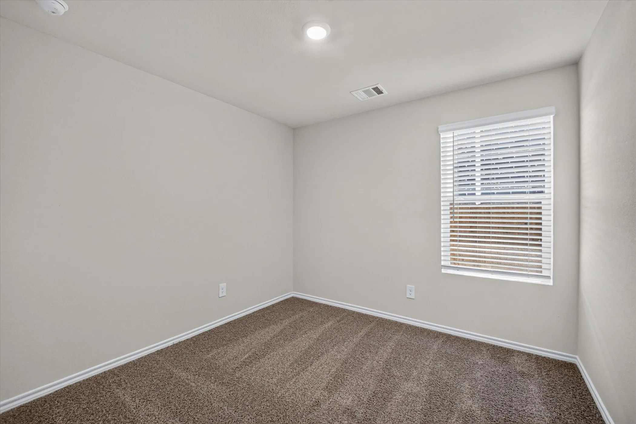 Single Family Residence For Rent in Collin County , 1813 Potomac Lane, Blue Ridge, Texas 75424, 3 Bedroom, 2 Bathroom, 2 Garage spaces, 1,334 Sqft, built in 2026, mls#21399677, Real Estate Agent in Blue Ridge, Homes For Rent in Collin county, Homes For Rent in Blue Ridge, Realtor in Blue Ridge Texas, Real Estate Brokerage Independent Realty Texas, Luminita Cordes Realtor