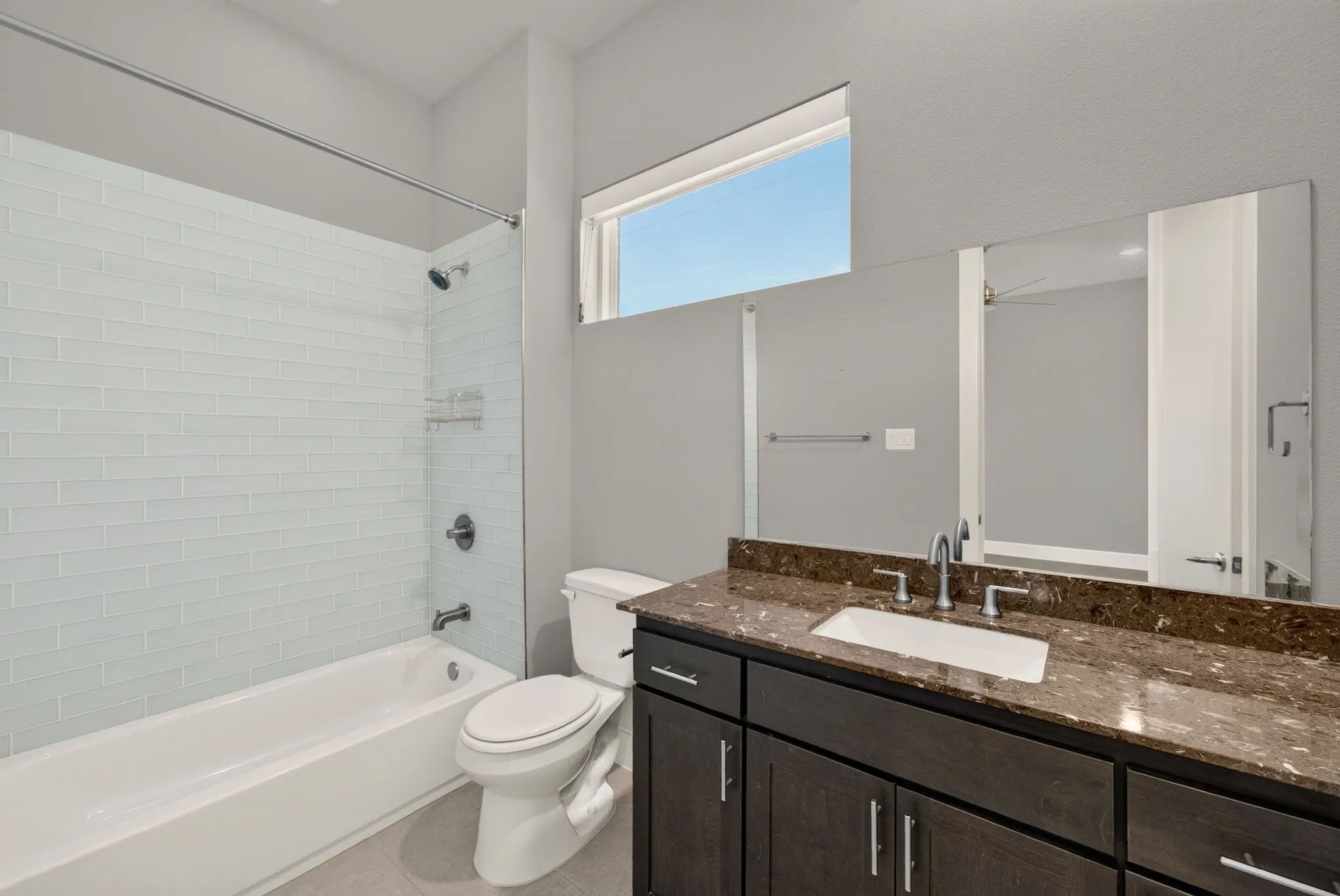 Single Family Residence For Sale in Dallas County , 4126 Entrada Way, Dallas, Texas 75219, 3 Bedroom, 5 Bathroom, 2 Garage spaces, 2,960 Sqft, built in 2019, mls#21399129, Real Estate Agent in Dallas, Homes For Sale in Dallas county, Homes For Sale in Dallas, Realtor in Dallas Texas, Real Estate Brokerage Independent Realty Texas, Luminita Cordes Realtor