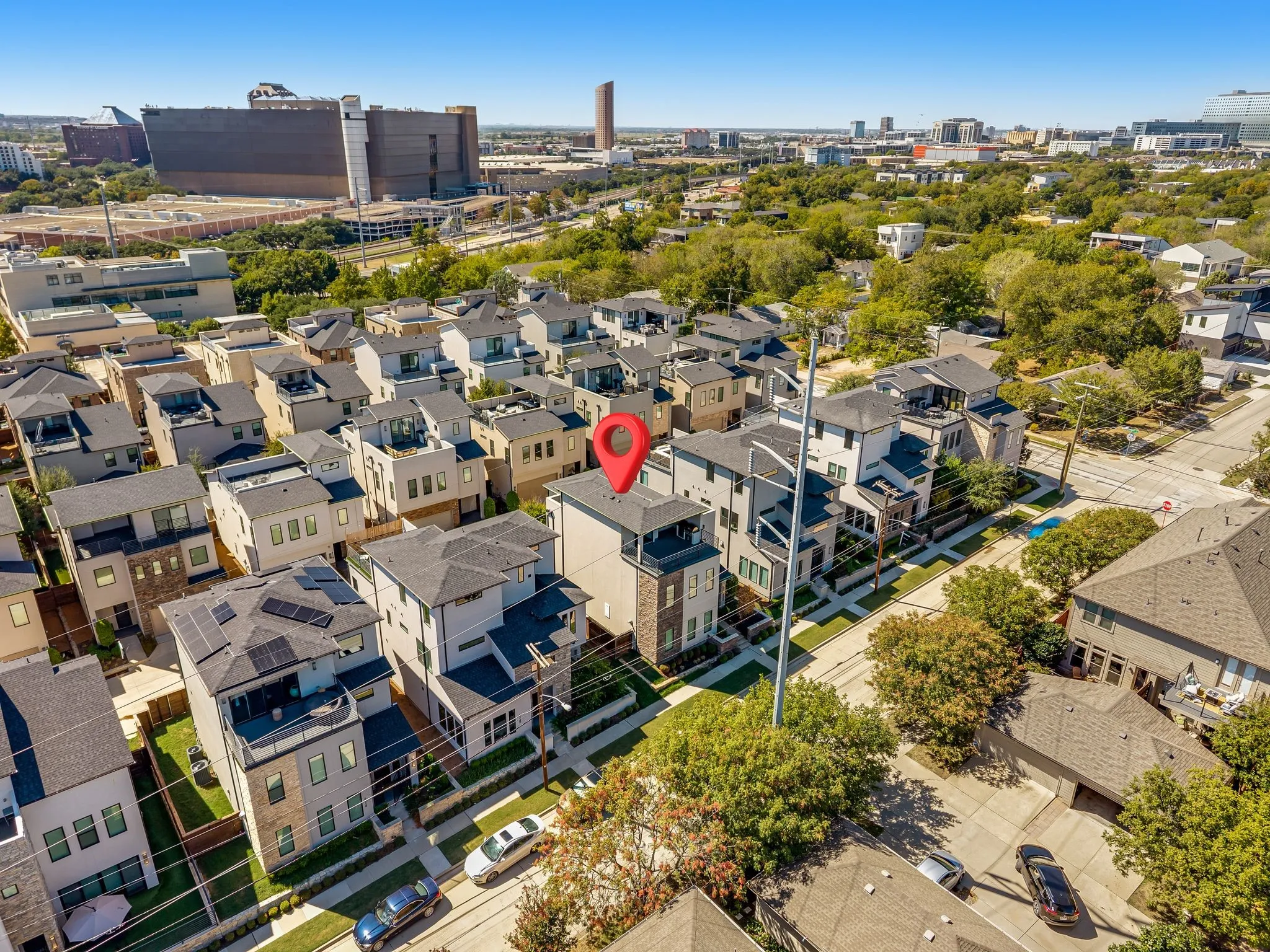 Single Family Residence For Sale in Dallas County , 4126 Entrada Way, Dallas, Texas 75219, 3 Bedroom, 5 Bathroom, 2 Garage spaces, 2,960 Sqft, built in 2019, mls#21399129, Real Estate Agent in Dallas, Homes For Sale in Dallas county, Homes For Sale in Dallas, Realtor in Dallas Texas, Real Estate Brokerage Independent Realty Texas, Luminita Cordes Realtor
