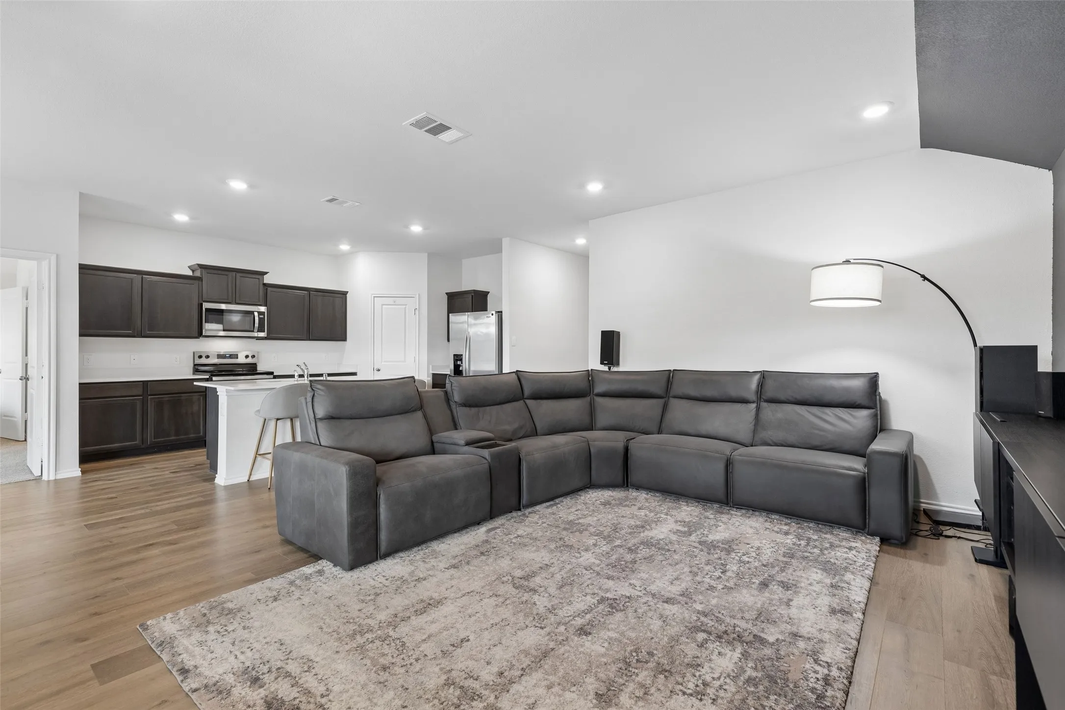 Single Family Residence For Sale in Denton County , 1448 Stuarts Forest Drive, Denton, Texas 76207, 4 Bedroom, 2 Bathroom, 2 Garage spaces, 1,793 Sqft, built in 2024, mls#21396817, Real Estate Agent in Denton, Homes For Sale in Denton county, Homes For Sale in Denton, Realtor in Denton Texas, Real Estate Brokerage Independent Realty Texas, Luminita Cordes Realtor