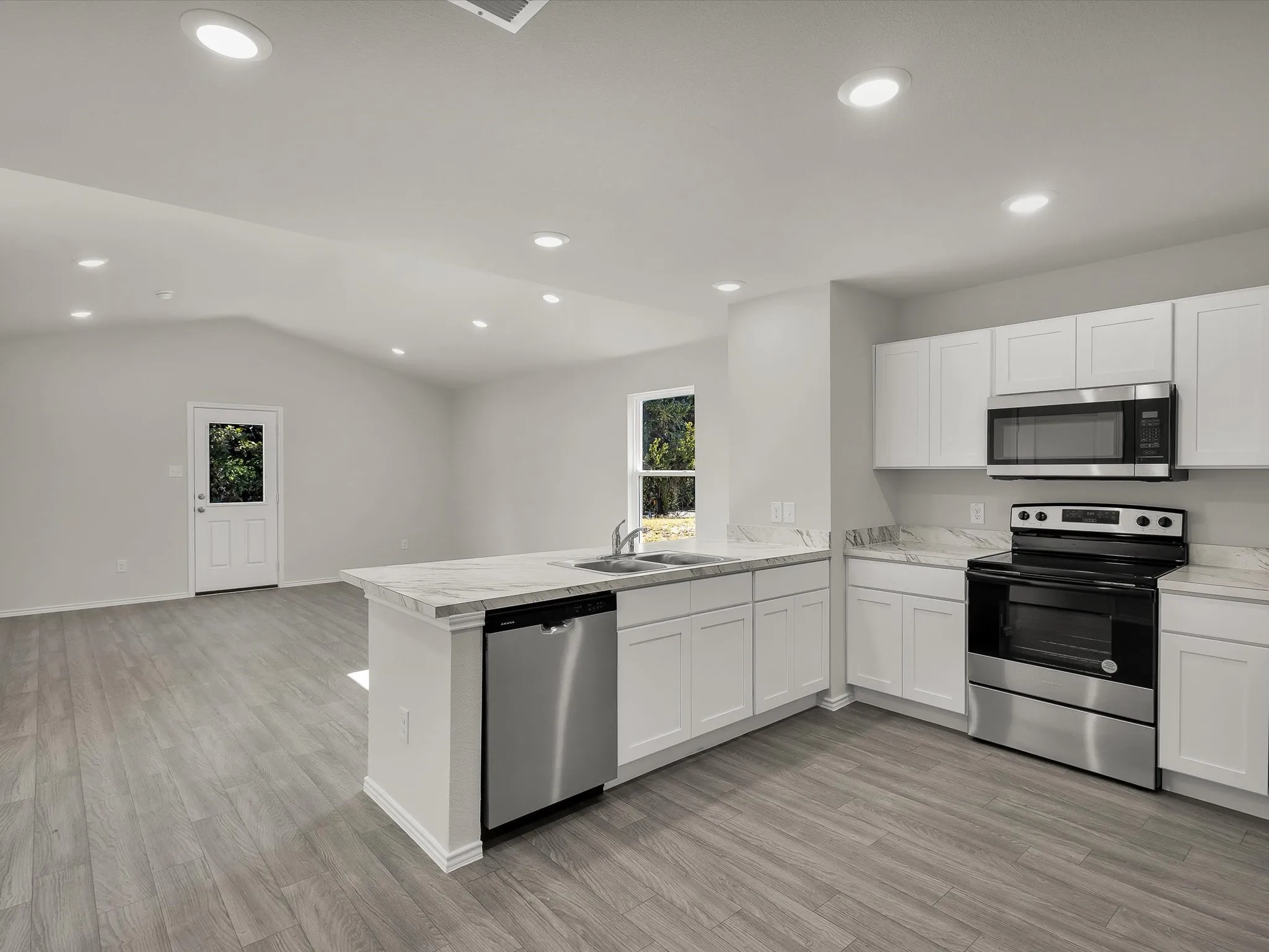 Single Family Residence For Rent in Wise County , 115 Sienna Drive, Alvord, Texas 76225, 4 Bedroom, 2 Bathroom, 2 Garage spaces, 1,510 Sqft, built in 2025, mls#21398533, Real Estate Agent in Alvord, Homes For Rent in Wise county, Homes For Rent in Alvord, Realtor in Alvord Texas, Real Estate Brokerage Independent Realty Texas, Luminita Cordes Realtor