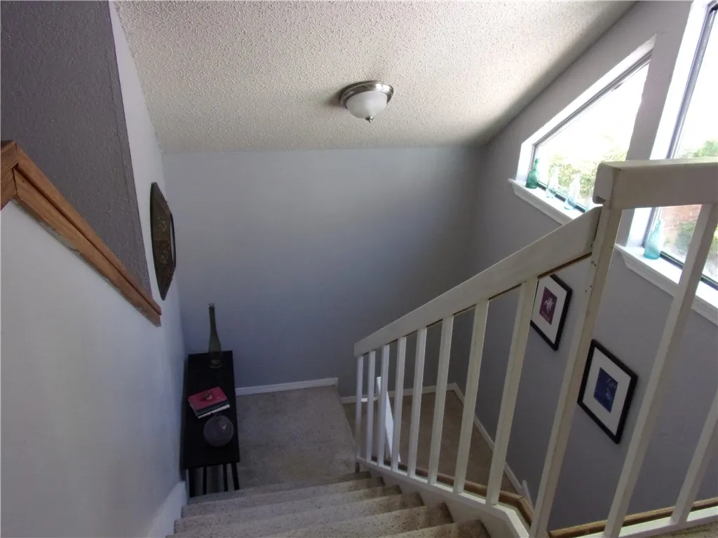 Townhouse For Rent in Collin County , 18240 Midway Road 105, Dallas, Texas 75287, 2 Bedroom, 3 Bathroom, Garage spaces, 1,029 Sqft, built in 1982, mls#21399707, Real Estate Agent in Dallas, Homes For Rent in Collin county, Homes For Rent in Dallas, Realtor in Dallas Texas, Real Estate Brokerage Independent Realty Texas, Luminita Cordes Realtor