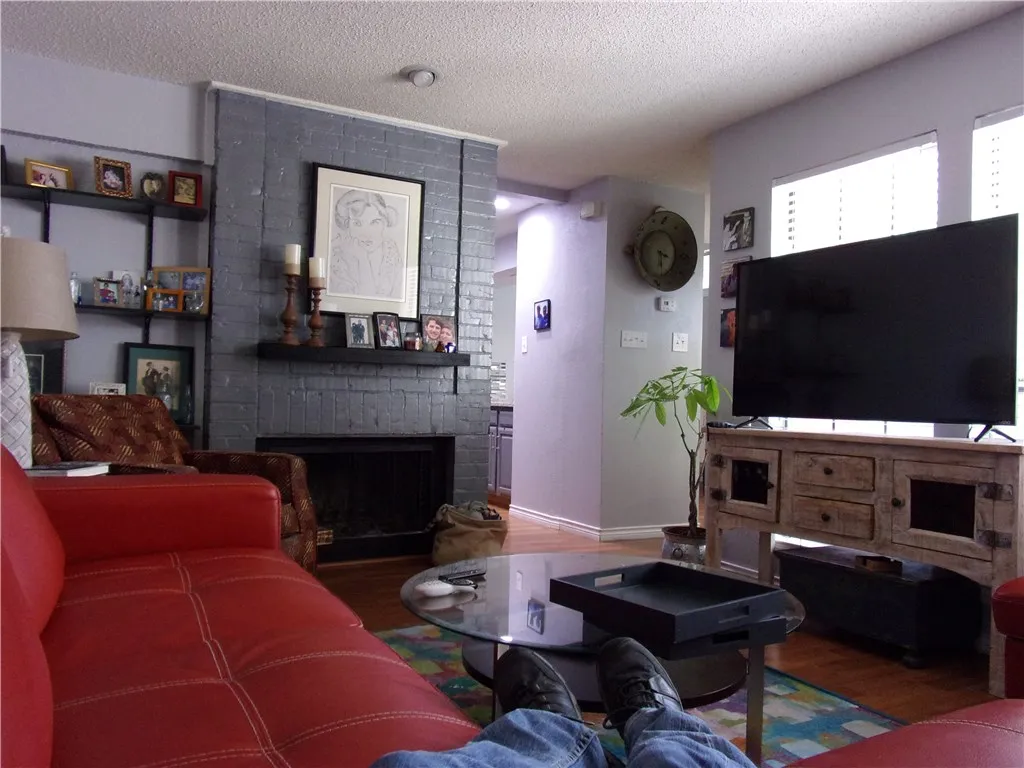 Townhouse For Rent in Collin County , 18240 Midway Road 105, Dallas, Texas 75287, 2 Bedroom, 3 Bathroom, Garage spaces, 1,029 Sqft, built in 1982, mls#21399707, Real Estate Agent in Dallas, Homes For Rent in Collin county, Homes For Rent in Dallas, Realtor in Dallas Texas, Real Estate Brokerage Independent Realty Texas, Luminita Cordes Realtor