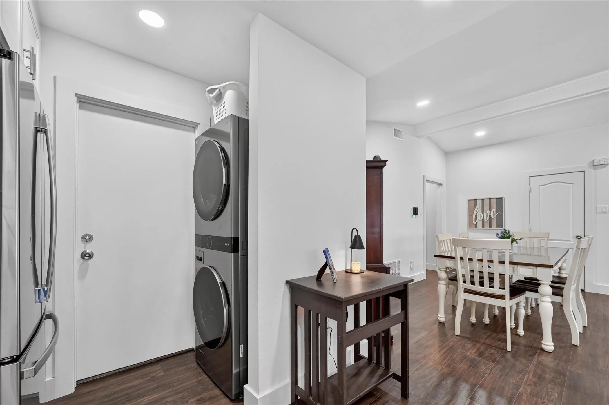 Stackable washer/dryer area