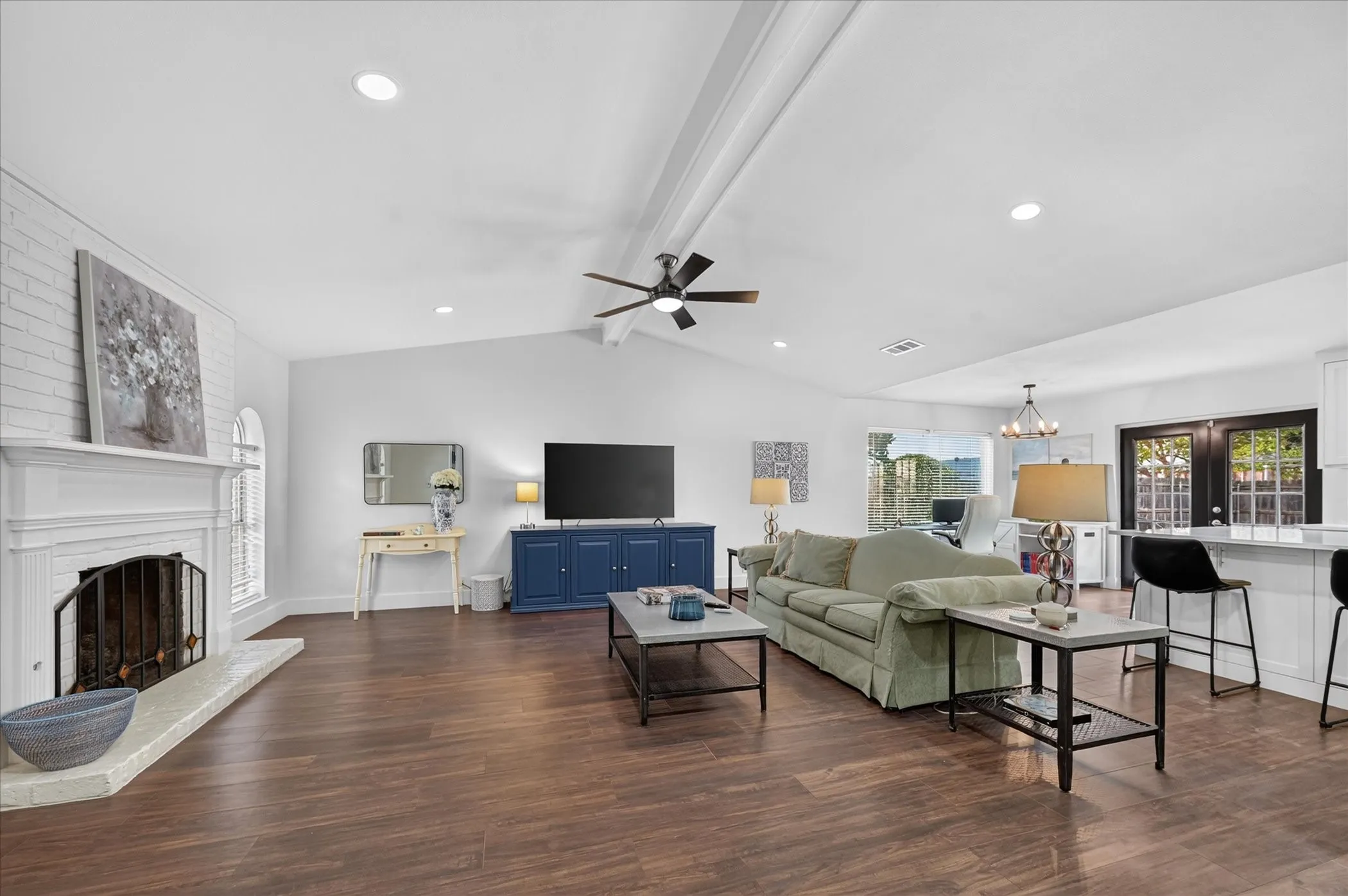 Open family living