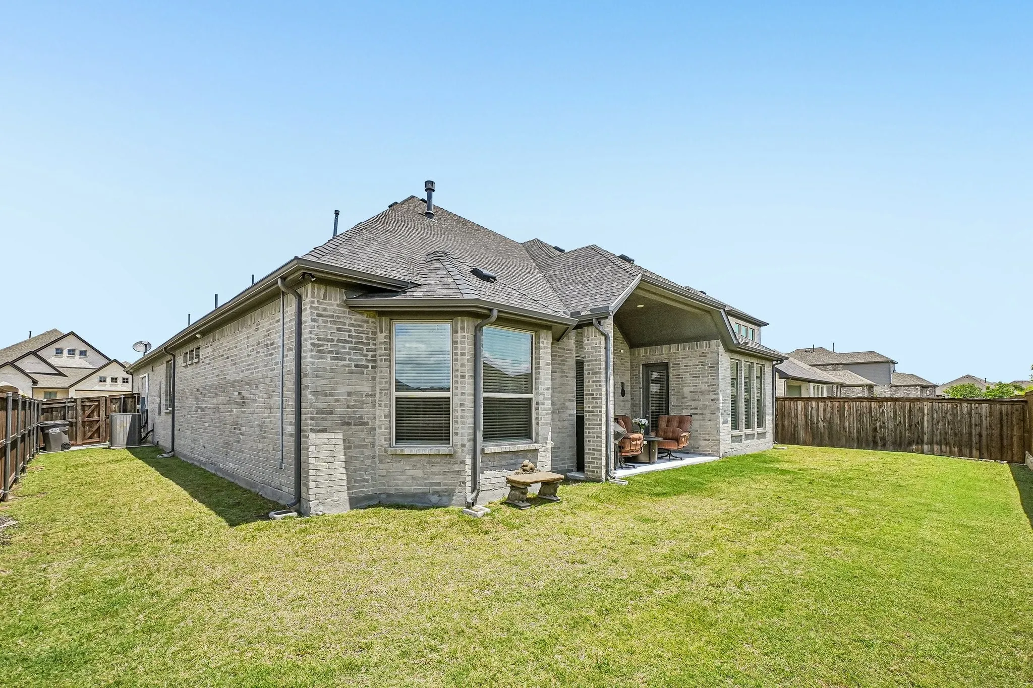 Single Family Residence For Rent in Rockwall County , 1907 Sicilia Lane, Mclendon Chisholm, Texas 75032, 3 Bedroom, 4 Bathroom, 2 Garage spaces, 2,824 Sqft, built in 2021, mls#21399714, Real Estate Agent in Mclendon Chisholm, Homes For Rent in Rockwall county, Homes For Rent in Mclendon Chisholm, Realtor in Mclendon Chisholm Texas, Real Estate Brokerage Independent Realty Texas, Luminita Cordes Realtor