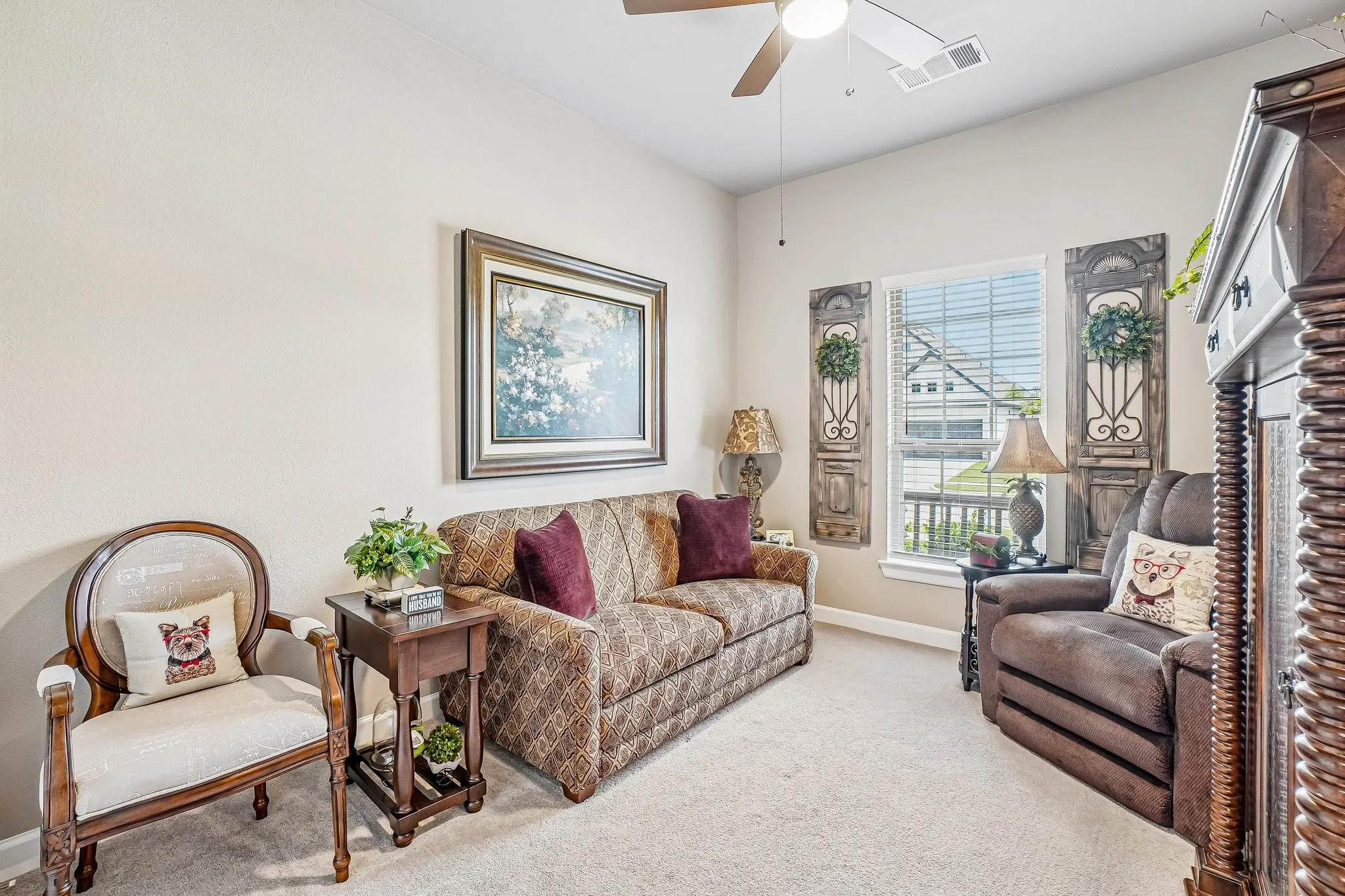 2nd bedroom