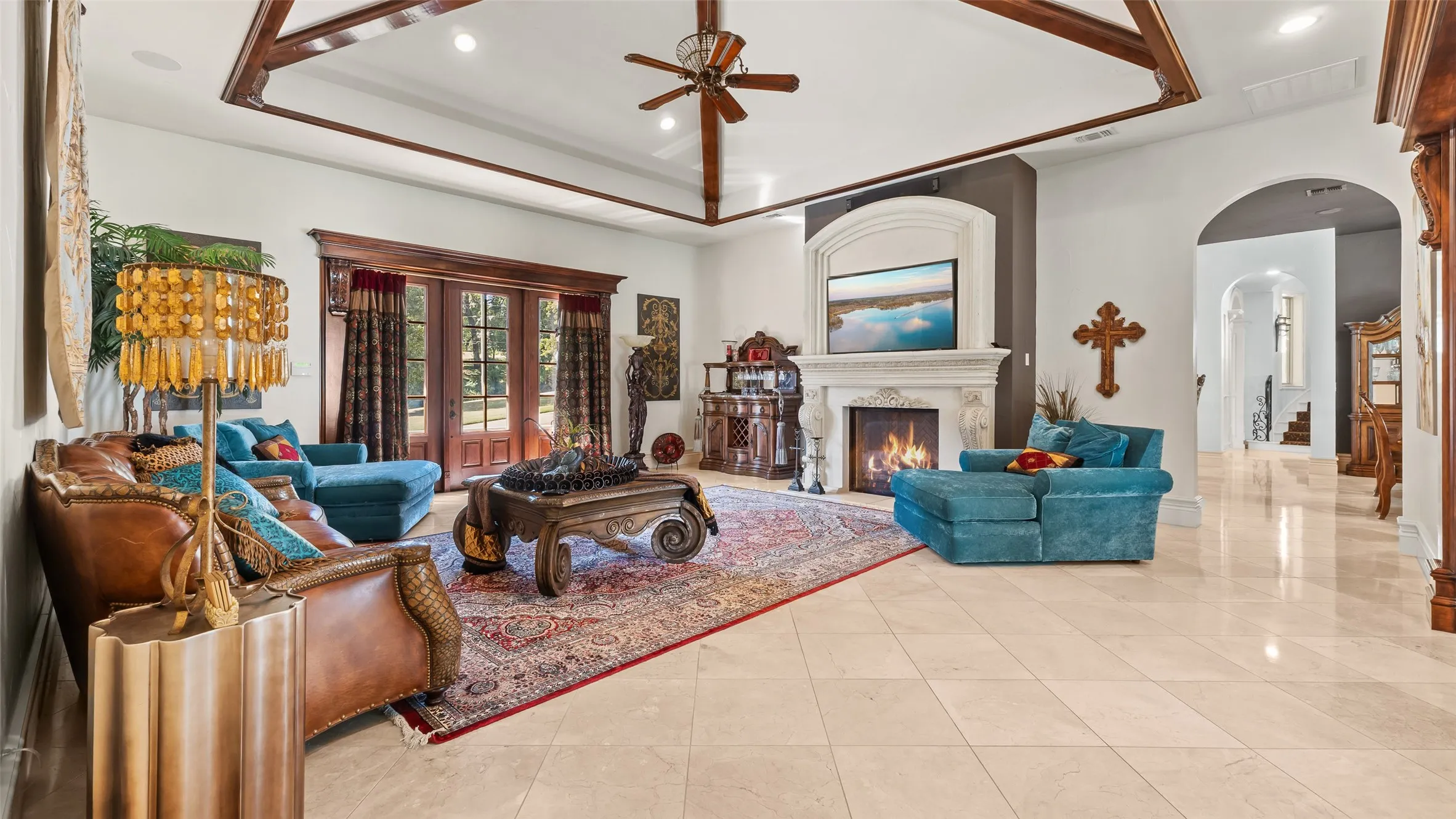 Single Family Residence For Sale in Bowie County , 1 Shillings Pl, Texarkana, Texas 75503, 5 Bedroom, 6 Bathroom, 10 Garage spaces, 6,218 Sqft, built in 2013, mls#21398720, Real Estate Agent in Texarkana, Homes For Sale in Bowie county, Homes For Sale in Texarkana, Realtor in Texarkana Texas, Real Estate Brokerage Independent Realty Texas, Luminita Cordes Realtor