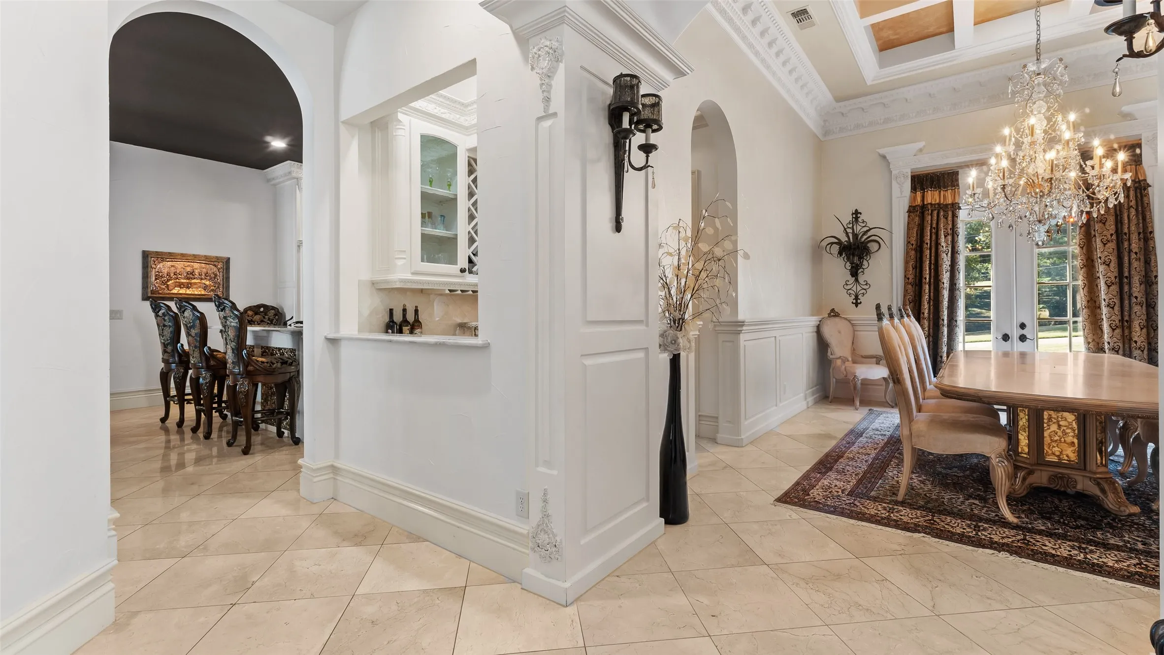 Single Family Residence For Sale in Bowie County , 1 Shillings Pl, Texarkana, Texas 75503, 5 Bedroom, 6 Bathroom, 10 Garage spaces, 6,218 Sqft, built in 2013, mls#21398720, Real Estate Agent in Texarkana, Homes For Sale in Bowie county, Homes For Sale in Texarkana, Realtor in Texarkana Texas, Real Estate Brokerage Independent Realty Texas, Luminita Cordes Realtor