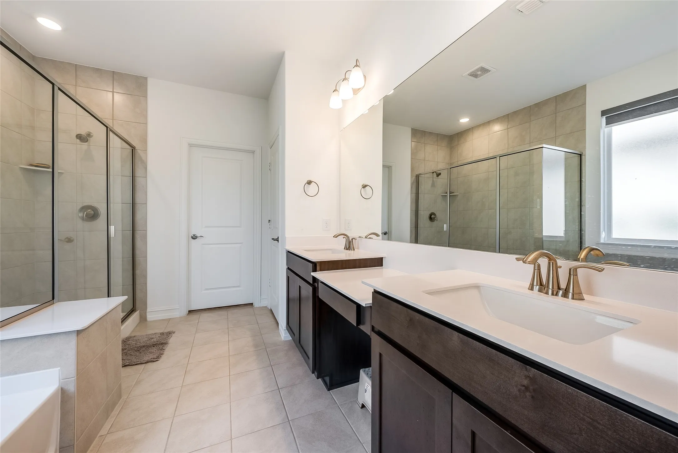 Single Family Residence For Sale in Collin County , 1420 David Drive, Anna, Texas 75409, 4 Bedroom, 3 Bathroom, 2 Garage spaces, 3,320 Sqft, built in 2024, mls#21389788, Real Estate Agent in Anna, Homes For Sale in Collin county, Homes For Sale in Anna, Realtor in Anna Texas, Real Estate Brokerage Independent Realty Texas, Luminita Cordes Realtor