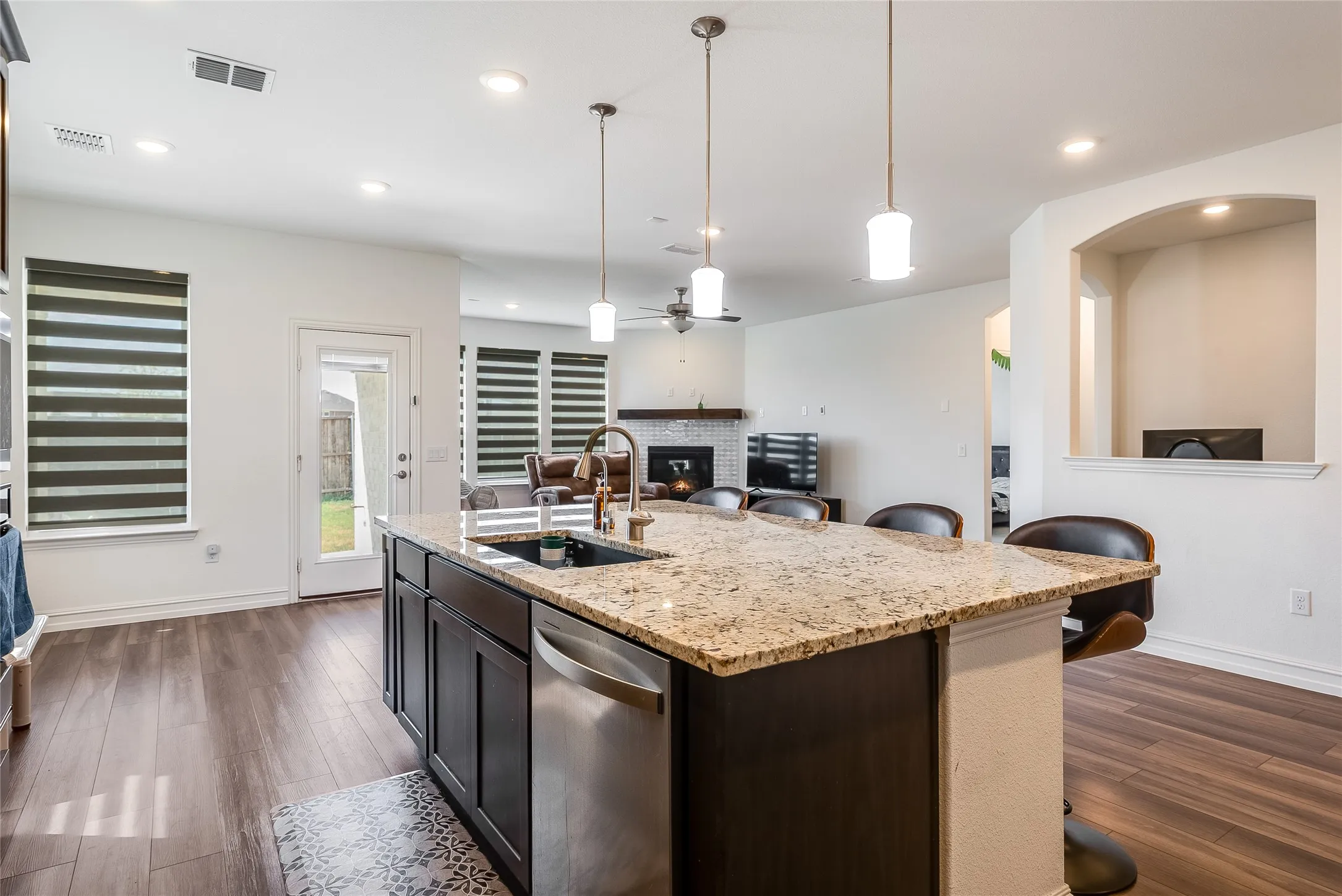 Single Family Residence For Sale in Collin County , 1420 David Drive, Anna, Texas 75409, 4 Bedroom, 3 Bathroom, 2 Garage spaces, 3,320 Sqft, built in 2024, mls#21389788, Real Estate Agent in Anna, Homes For Sale in Collin county, Homes For Sale in Anna, Realtor in Anna Texas, Real Estate Brokerage Independent Realty Texas, Luminita Cordes Realtor