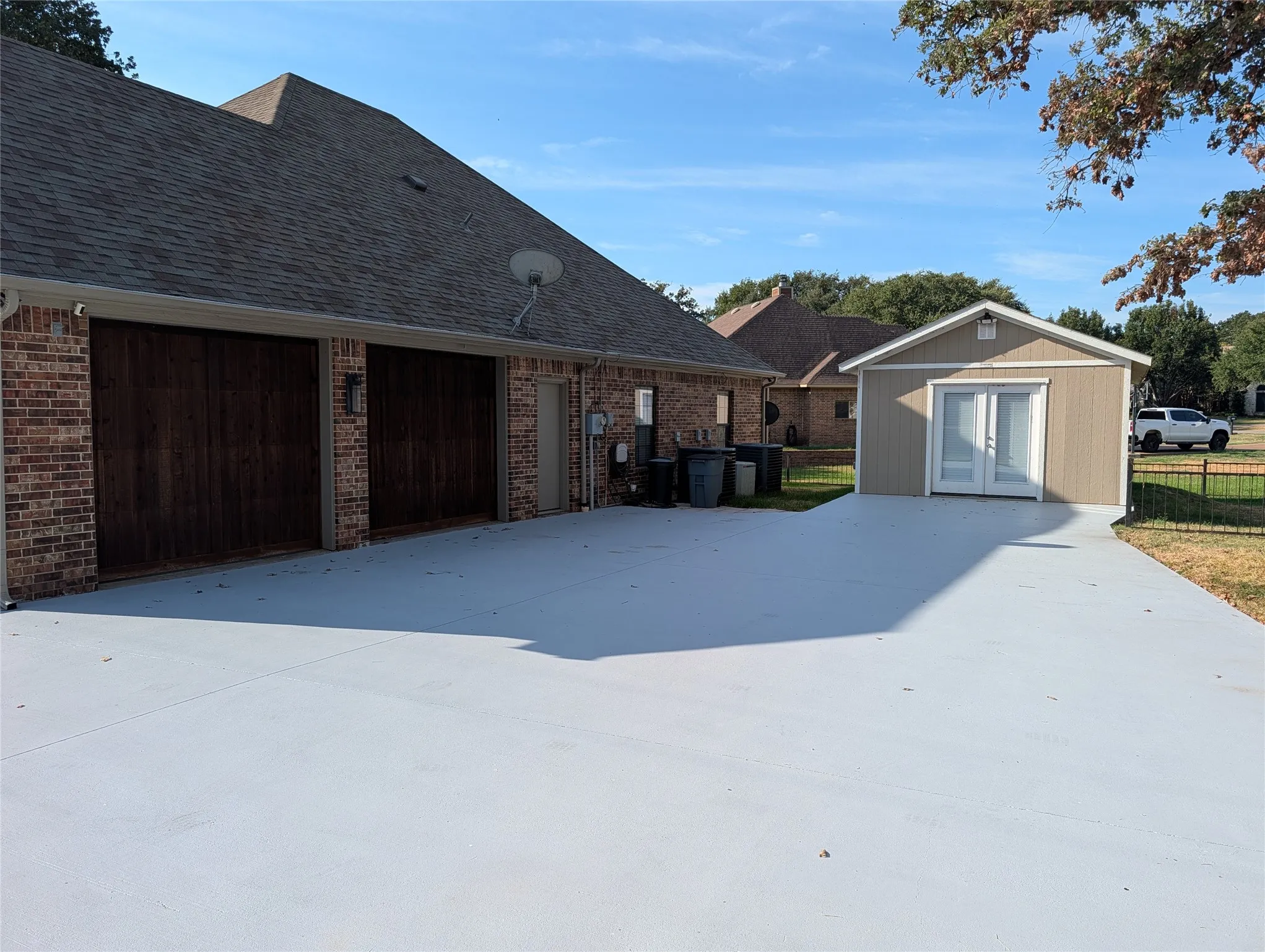 Single Family Residence For Sale in Kaufman County , 10644 Buddy Parker Road, Kemp, Texas 75143, 4 Bedroom, 3 Bathroom, 2 Garage spaces, 2,519 Sqft, built in 2002, mls#21399730, Real Estate Agent in Kemp, Homes For Sale in Kaufman county, Homes For Sale in Kemp, Realtor in Kemp Texas, Real Estate Brokerage Independent Realty Texas, Luminita Cordes Realtor
