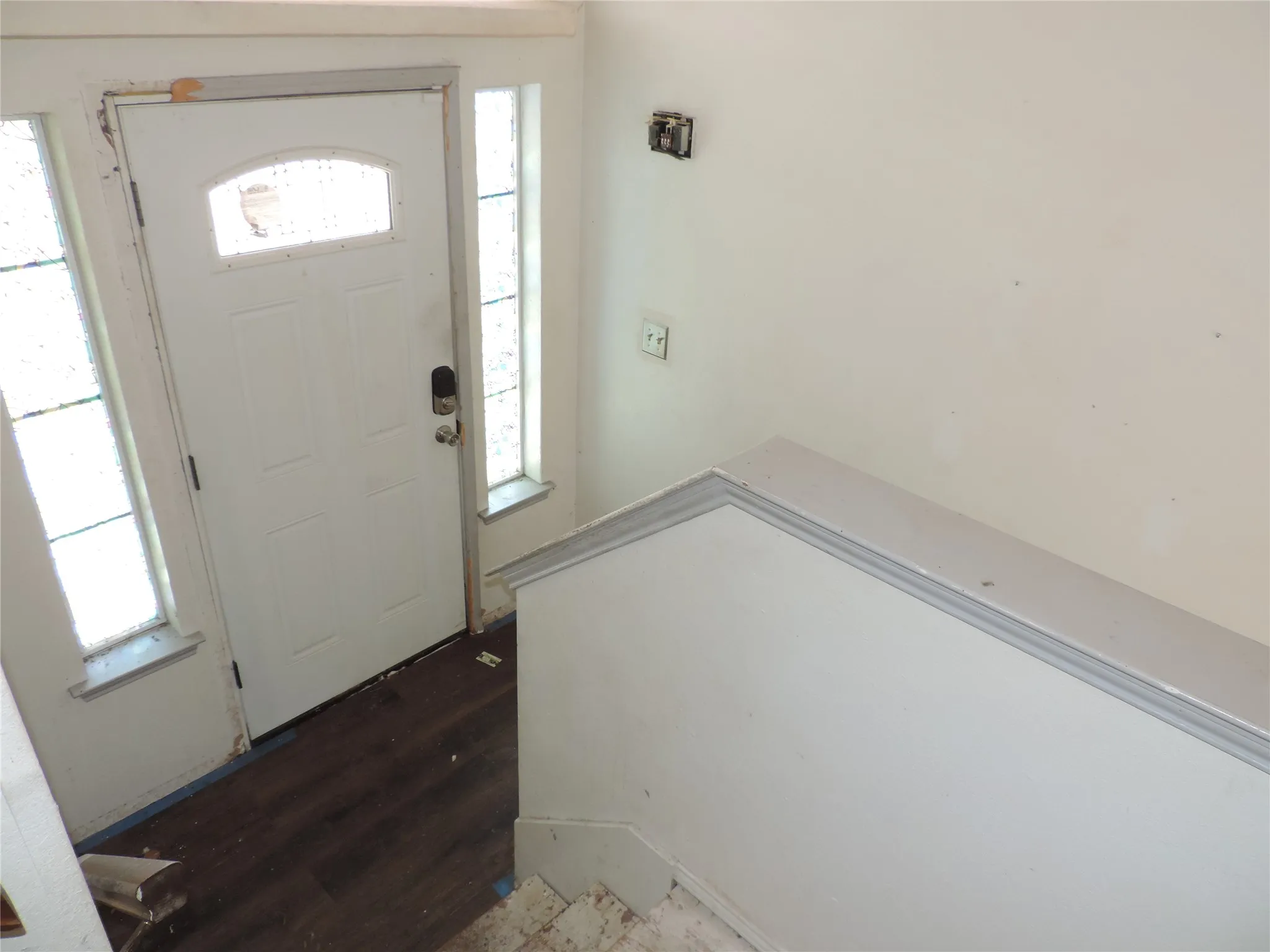 Single Family Residence For Sale in Tarrant County , 6825 W Driffield Court, North Richland Hills, Texas 76182, 3 Bedroom, 2 Bathroom, 2 Garage spaces, 1,442 Sqft, built in 1987, mls#21399376, Real Estate Agent in North Richland Hills, Homes For Sale in Tarrant county, Homes For Sale in North Richland Hills, Realtor in North Richland Hills Texas, Real Estate Brokerage Independent Realty Texas, Luminita Cordes Realtor
