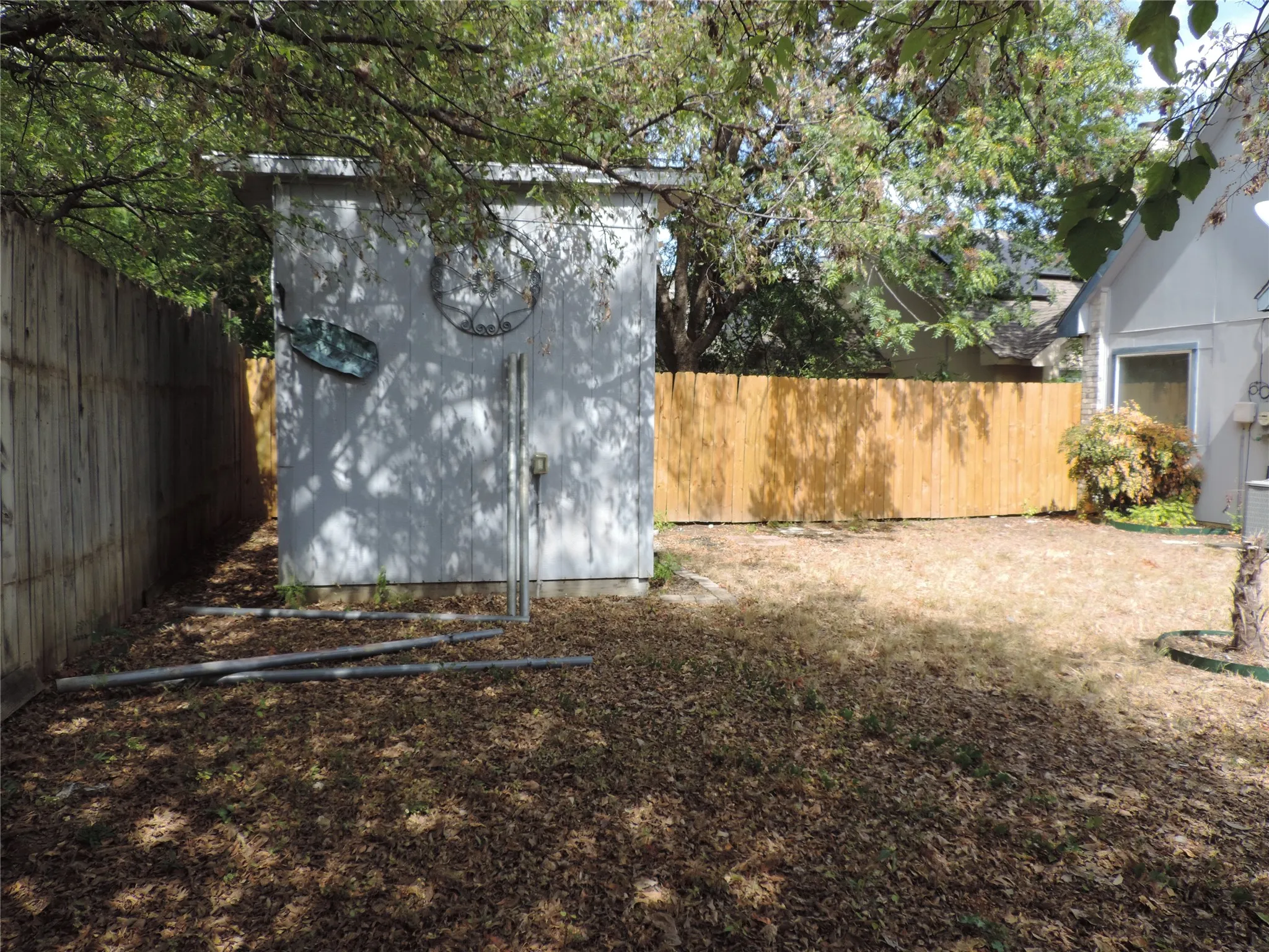 Single Family Residence For Sale in Tarrant County , 6825 W Driffield Court, North Richland Hills, Texas 76182, 3 Bedroom, 2 Bathroom, 2 Garage spaces, 1,442 Sqft, built in 1987, mls#21399376, Real Estate Agent in North Richland Hills, Homes For Sale in Tarrant county, Homes For Sale in North Richland Hills, Realtor in North Richland Hills Texas, Real Estate Brokerage Independent Realty Texas, Luminita Cordes Realtor