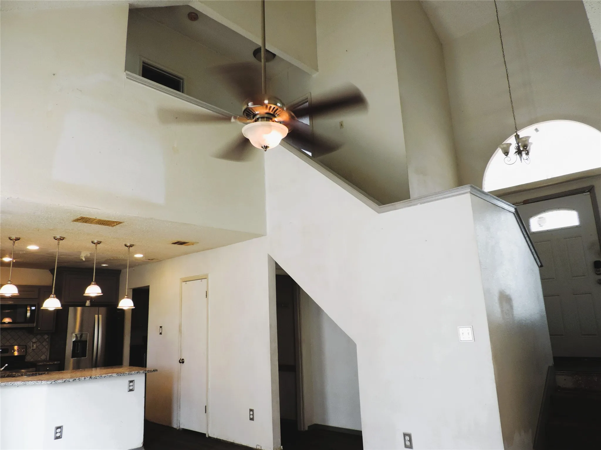 Single Family Residence For Sale in Tarrant County , 6825 W Driffield Court, North Richland Hills, Texas 76182, 3 Bedroom, 2 Bathroom, 2 Garage spaces, 1,442 Sqft, built in 1987, mls#21399376, Real Estate Agent in North Richland Hills, Homes For Sale in Tarrant county, Homes For Sale in North Richland Hills, Realtor in North Richland Hills Texas, Real Estate Brokerage Independent Realty Texas, Luminita Cordes Realtor