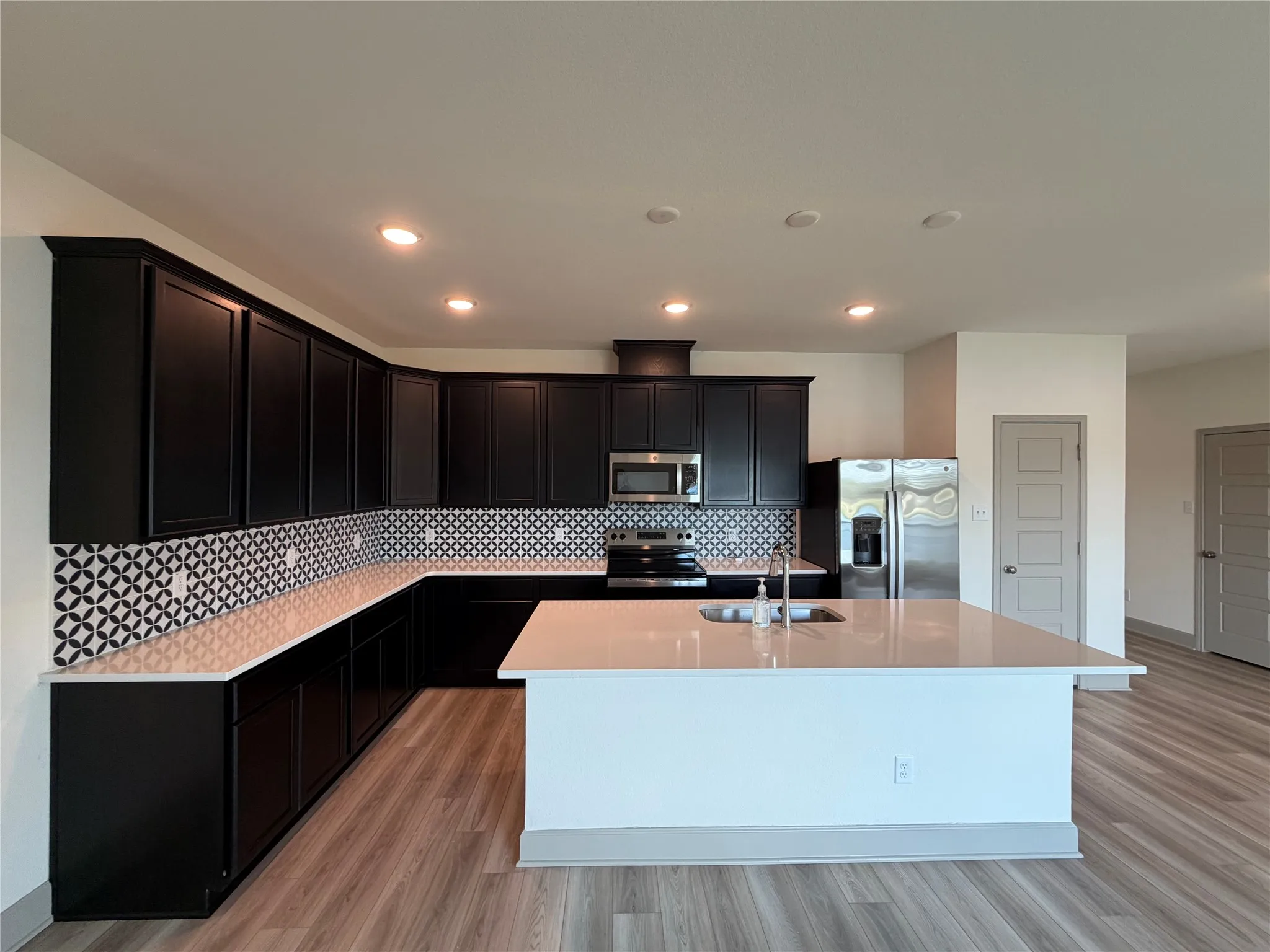 Single Family Residence For Rent in Mc Lennan County , 1220 Elise Avenue, Waco, Texas 76706, 4 Bedroom, 4 Bathroom, 2 Garage spaces, 2,016 Sqft, built in 2024, mls#21399725, Real Estate Agent in Waco, Homes For Rent in Mc Lennan county, Homes For Rent in Waco, Realtor in Waco Texas, Real Estate Brokerage Independent Realty Texas, Luminita Cordes Realtor