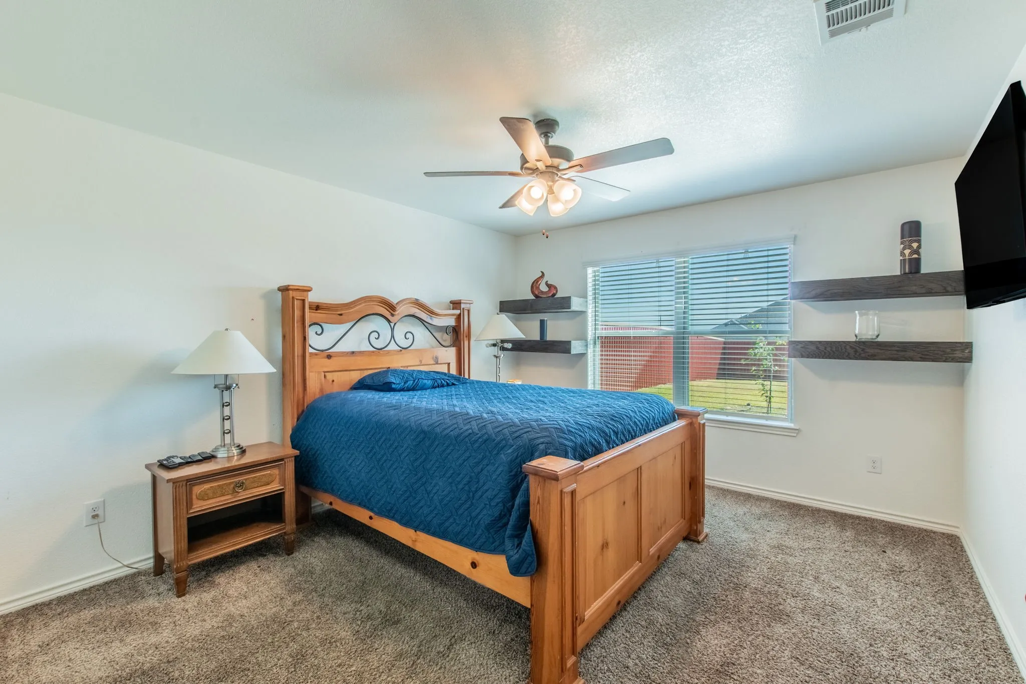 Single Family Residence For Sale in Bell County , 2410 SANDPIPER Drive, Killeen, Texas 76542, 4 Bedroom, 3 Bathroom, 2 Garage spaces, 2,196 Sqft, built in 2021, mls#21396109, Real Estate Agent in Killeen, Homes For Sale in Bell county, Homes For Sale in Killeen, Realtor in Killeen Texas, Real Estate Brokerage Independent Realty Texas, Luminita Cordes Realtor