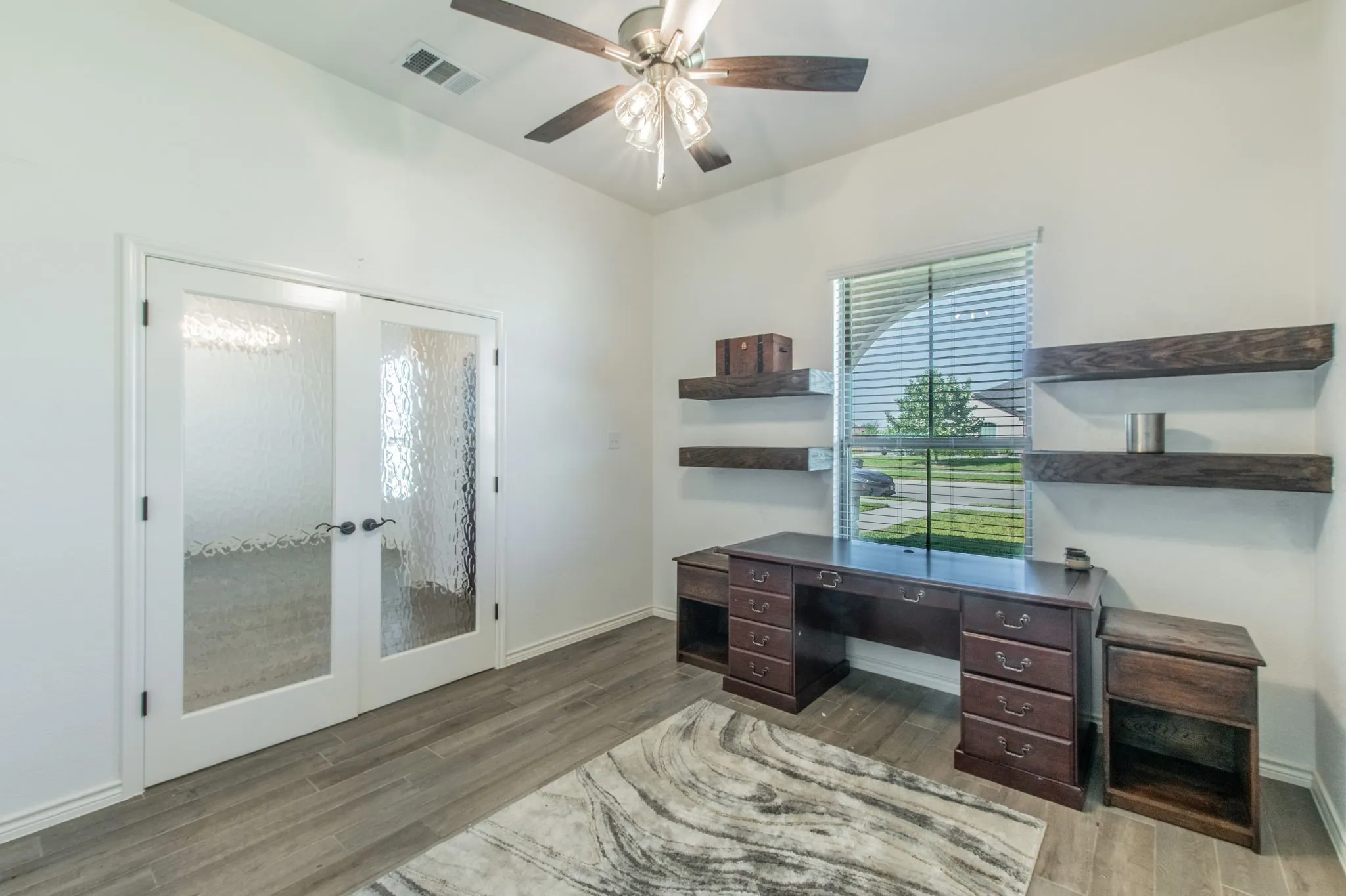 Single Family Residence For Sale in Bell County , 2410 SANDPIPER Drive, Killeen, Texas 76542, 4 Bedroom, 3 Bathroom, 2 Garage spaces, 2,196 Sqft, built in 2021, mls#21396109, Real Estate Agent in Killeen, Homes For Sale in Bell county, Homes For Sale in Killeen, Realtor in Killeen Texas, Real Estate Brokerage Independent Realty Texas, Luminita Cordes Realtor