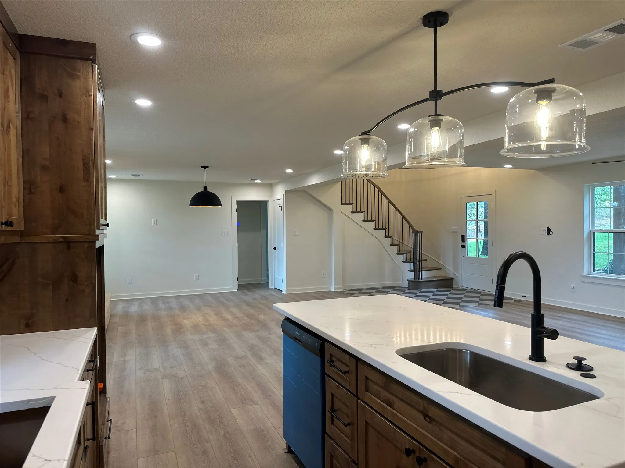 Single Family Residence For Sale in Wise County , 6661 Fm 920, Bridgeport, Texas 76426, 4 Bedroom, 3 Bathroom, 2 Garage spaces, 2,670 Sqft, built in 1982, mls#21399616, Real Estate Agent in Bridgeport, Homes For Sale in Wise county, Homes For Sale in Bridgeport, Realtor in Bridgeport Texas, Real Estate Brokerage Independent Realty Texas, Luminita Cordes Realtor