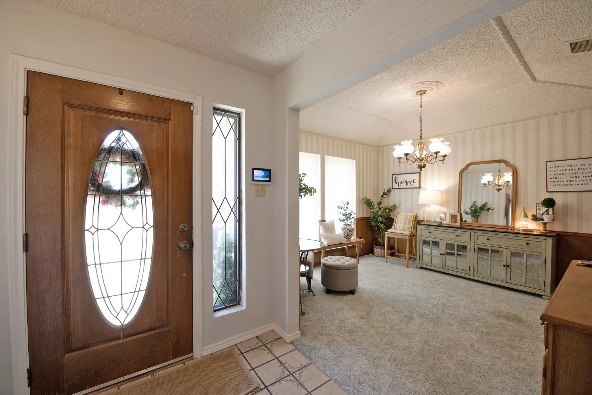 Single Family Residence For Rent in Dallas County , 4709 Knollview Lane, Mesquite, Texas 75150, 4 Bedroom, 3 Bathroom, 2 Garage spaces, 2,292 Sqft, built in 1984, mls#21399744, Real Estate Agent in Mesquite, Homes For Rent in Dallas county, Homes For Rent in Mesquite, Realtor in Mesquite Texas, Real Estate Brokerage Independent Realty Texas, Luminita Cordes Realtor
