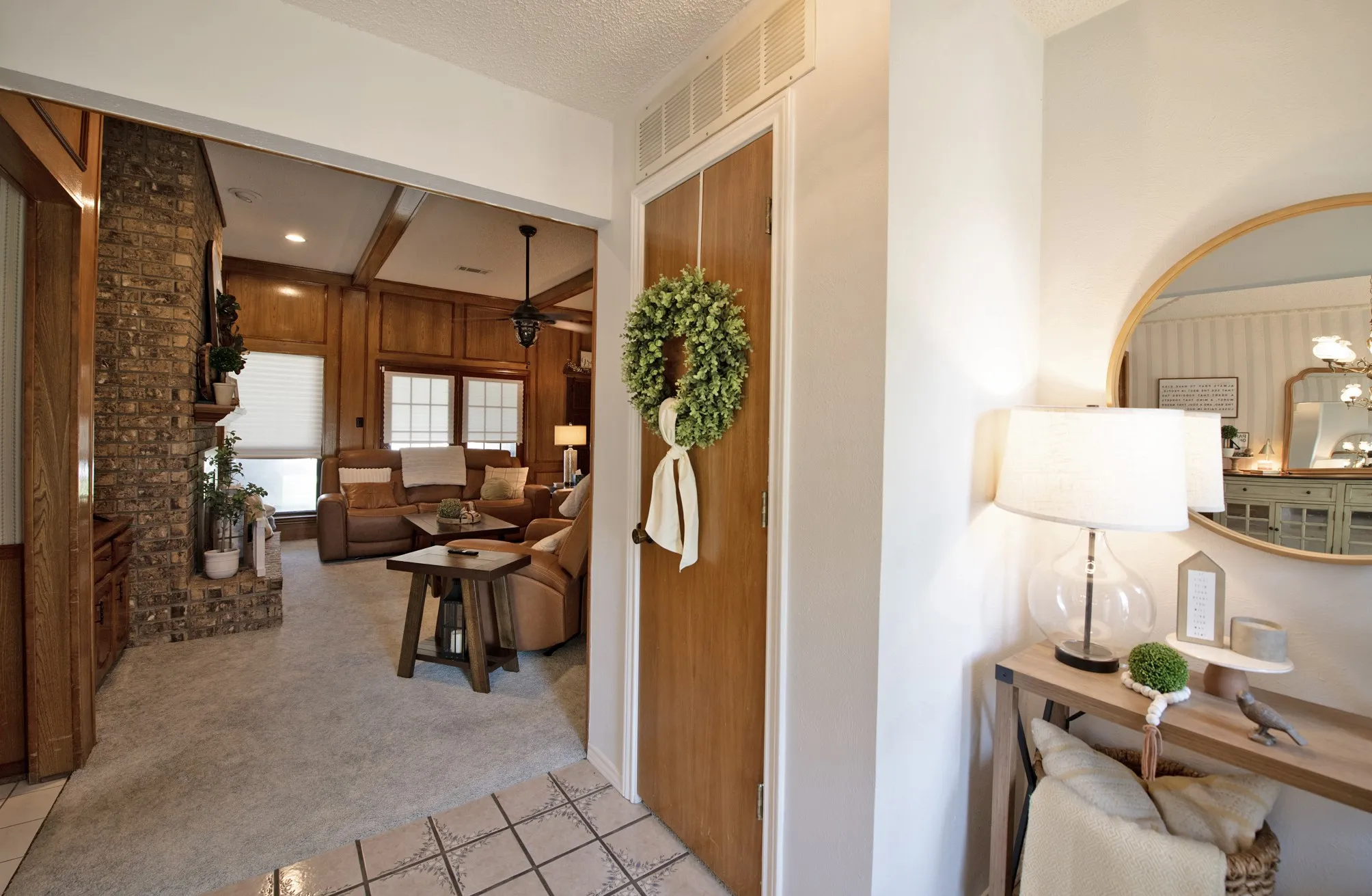 Single Family Residence For Rent in Dallas County , 4709 Knollview Lane, Mesquite, Texas 75150, 4 Bedroom, 3 Bathroom, 2 Garage spaces, 2,292 Sqft, built in 1984, mls#21399744, Real Estate Agent in Mesquite, Homes For Rent in Dallas county, Homes For Rent in Mesquite, Realtor in Mesquite Texas, Real Estate Brokerage Independent Realty Texas, Luminita Cordes Realtor