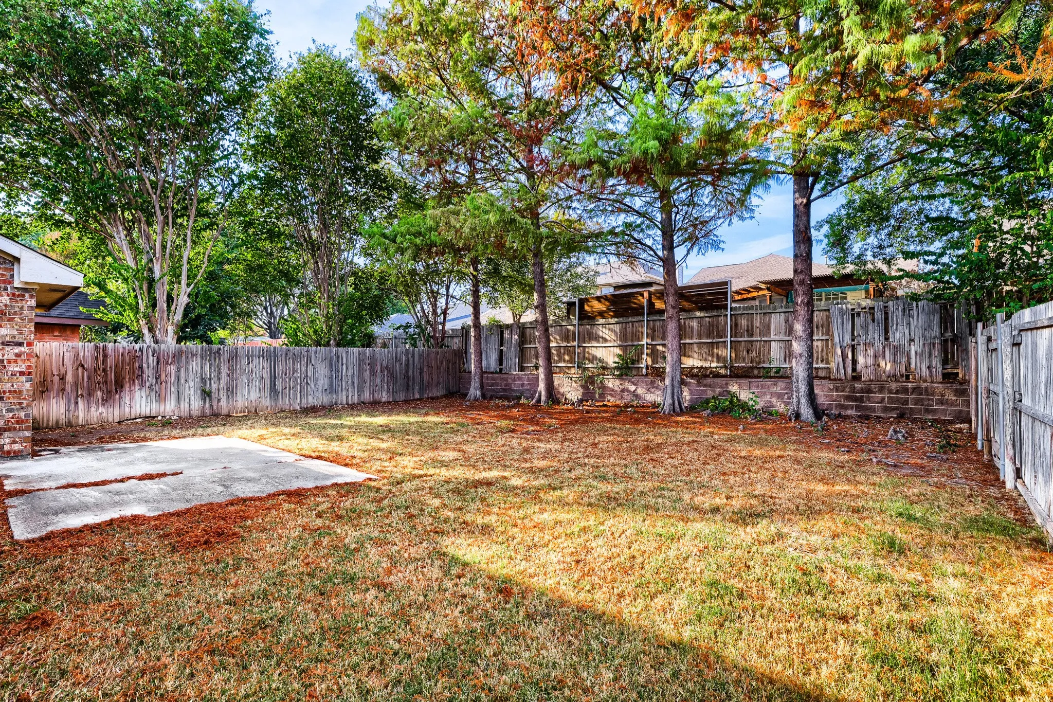 Single Family Residence For Sale in Collin County , 3328 Woodbluff Lane, Mc Kinney, Texas 75071, 3 Bedroom, 2 Bathroom, 2 Garage spaces, 1,686 Sqft, built in 1998, mls#21394618, Real Estate Agent in Mc Kinney, Homes For Sale in Collin county, Homes For Sale in Mc Kinney, Realtor in Mc Kinney Texas, Real Estate Brokerage Independent Realty Texas, Luminita Cordes Realtor