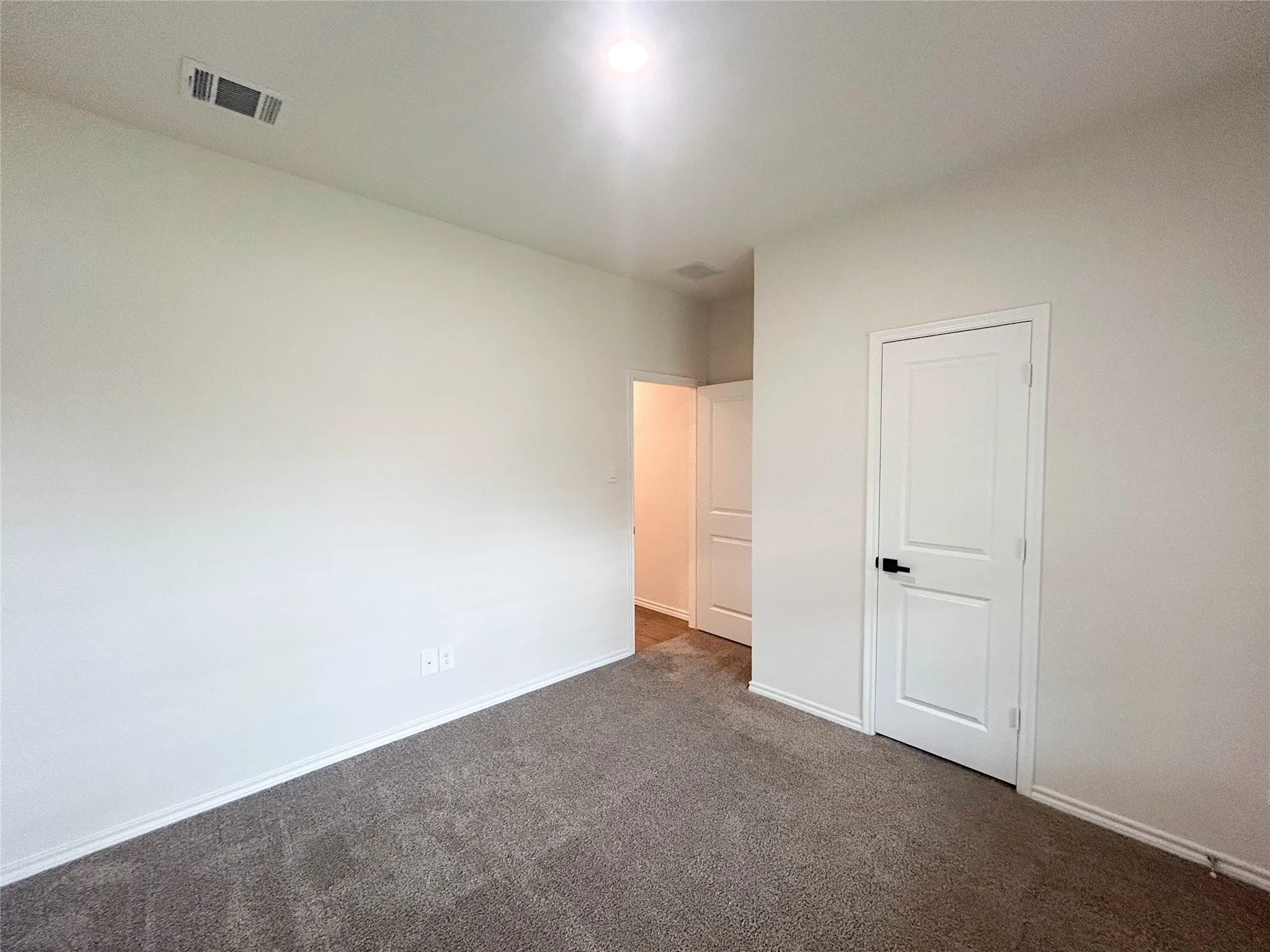 Single Family Residence For Rent in Ellis County , 935 Keystone Court, Ferris, Texas 75125, 4 Bedroom, 3 Bathroom, 2 Garage spaces, 2,124 Sqft, built in 2023, mls#21399761, Real Estate Agent in Ferris, Homes For Rent in Ellis county, Homes For Rent in Ferris, Realtor in Ferris Texas, Real Estate Brokerage Independent Realty Texas, Luminita Cordes Realtor