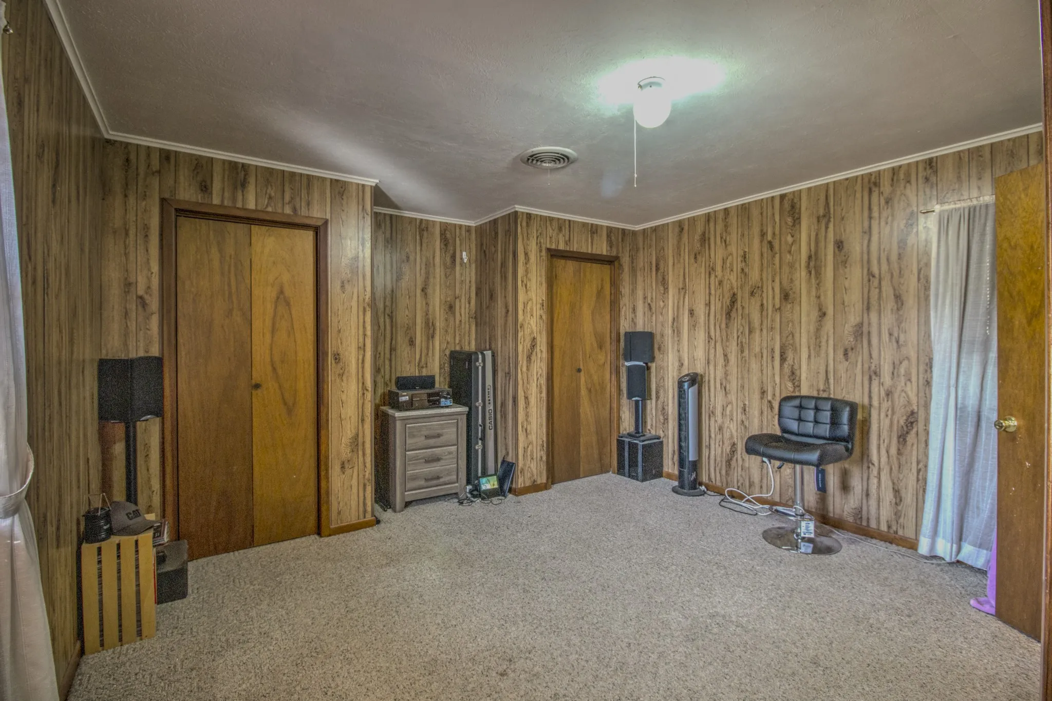 Single Family Residence For Sale in Wichita County , 3768 State Highway 258 E, Wichita Falls, Texas 76310, 3 Bedroom, 2 Bathroom, 2 Garage spaces, 1,791 Sqft, built in 1960, mls#21399002, Real Estate Agent in Wichita Falls, Homes For Sale in Wichita county, Homes For Sale in Wichita Falls, Realtor in Wichita Falls Texas, Real Estate Brokerage Independent Realty Texas, Luminita Cordes Realtor