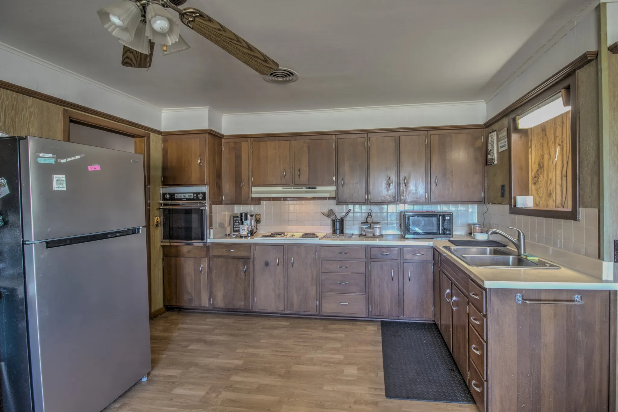 Single Family Residence For Sale in Wichita County , 3768 State Highway 258 E, Wichita Falls, Texas 76310, 3 Bedroom, 2 Bathroom, 2 Garage spaces, 1,791 Sqft, built in 1960, mls#21399002, Real Estate Agent in Wichita Falls, Homes For Sale in Wichita county, Homes For Sale in Wichita Falls, Realtor in Wichita Falls Texas, Real Estate Brokerage Independent Realty Texas, Luminita Cordes Realtor