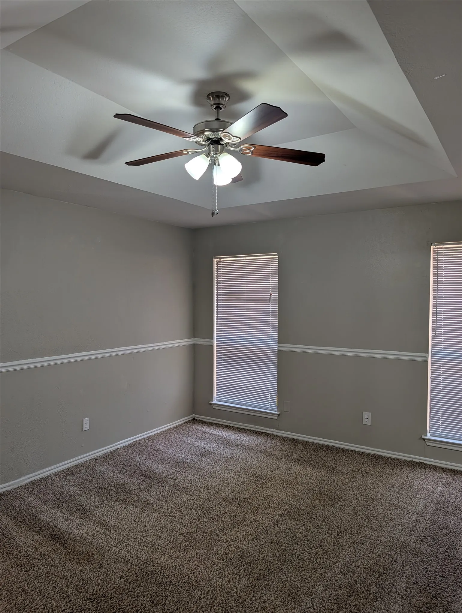 Single Family Residence For Rent in Tarrant County , 4901 Dax Drive, Fort Worth, Texas 76135, 3 Bedroom, 2 Bathroom, 2 Garage spaces, 1,545 Sqft, built in 1987, mls#21399771, Real Estate Agent in Fort Worth, Homes For Rent in Tarrant county, Homes For Rent in Fort Worth, Realtor in Fort Worth Texas, Real Estate Brokerage Independent Realty Texas, Luminita Cordes Realtor