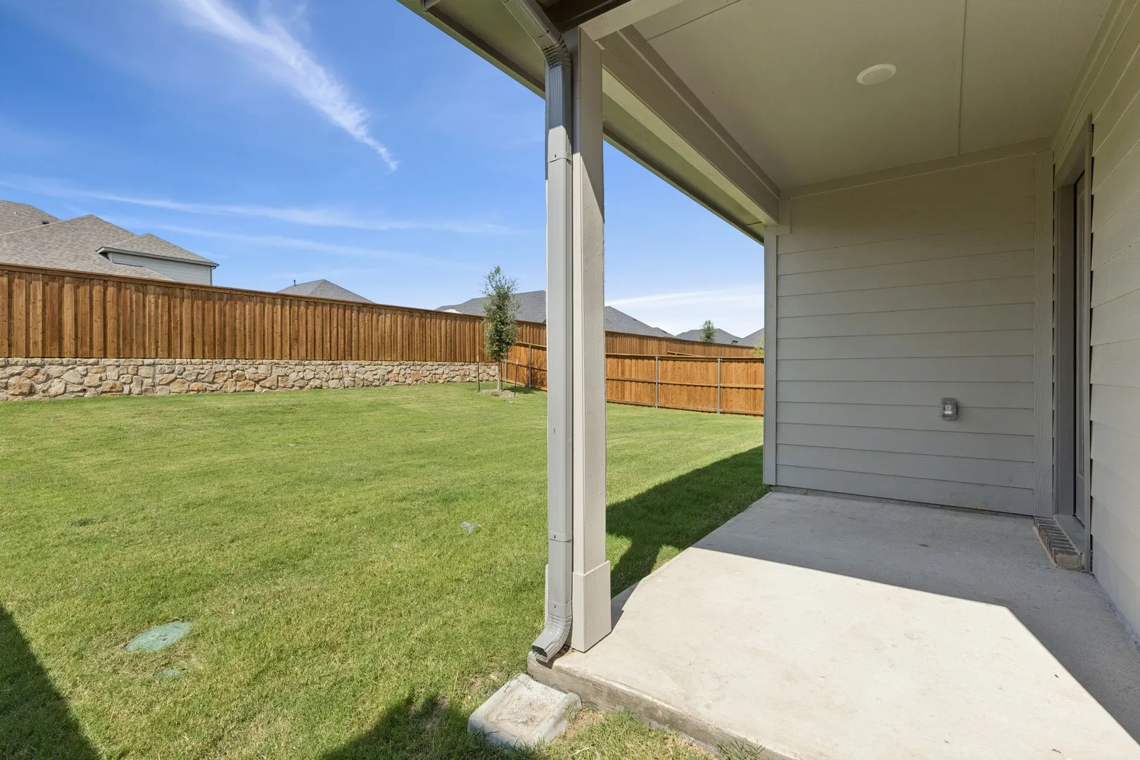 Covered Patio in the Heisman home plan – REPRESENTATIVE PHOTO