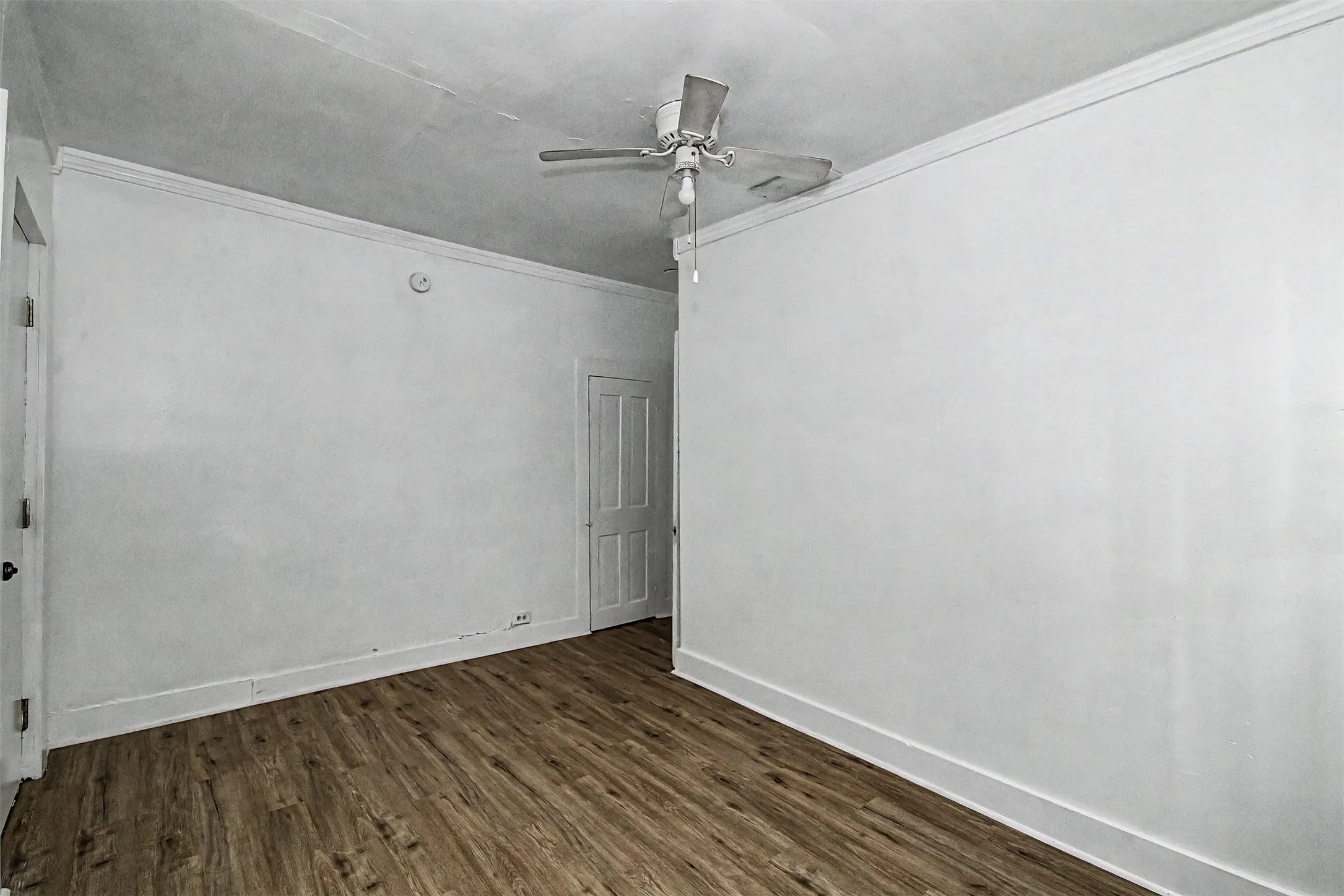 Single Family Residence For Rent in Johnson County , 109 Dallas Avenue A, Cleburne, Texas 76031, 2 Bedroom, 1 Bathroom, Garage spaces, 1,226 Sqft, built in 0, mls#21399690, Real Estate Agent in Cleburne, Homes For Rent in Johnson county, Homes For Rent in Cleburne, Realtor in Cleburne Texas, Real Estate Brokerage Independent Realty Texas, Luminita Cordes Realtor