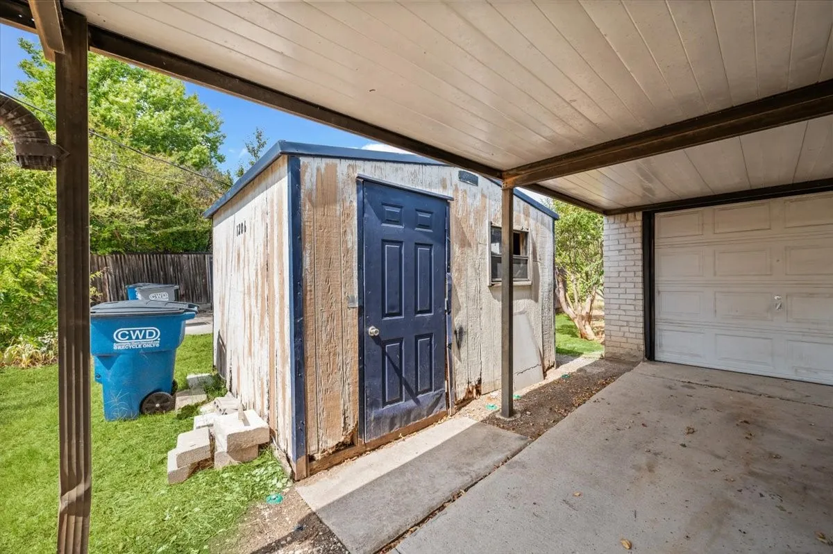 Carport