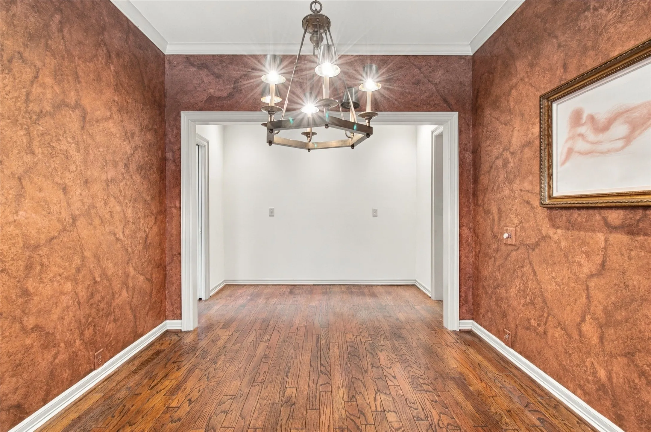 Single Family Residence For Sale in Dallas County , 3645 Mcfarlin Boulevard, University Park, Texas 75205, 3 Bedroom, 4 Bathroom, Garage spaces, 2,173 Sqft, built in 1982, mls#21399446, Real Estate Agent in University Park, Homes For Sale in Dallas county, Homes For Sale in University Park, Realtor in University Park Texas, Real Estate Brokerage Independent Realty Texas, Luminita Cordes Realtor