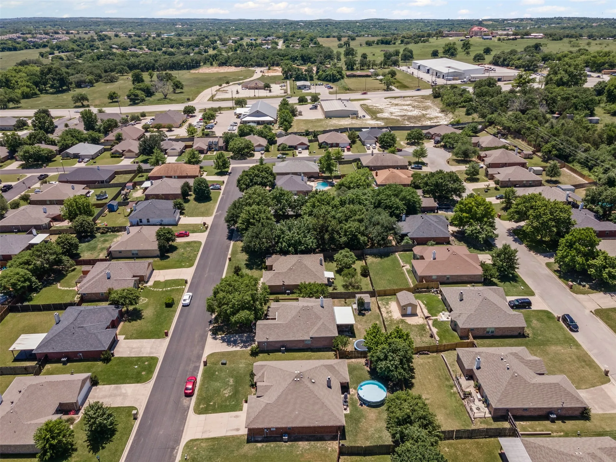 Single Family Residence For Sale in Parker County , 221 Whitestone Way, Weatherford, Texas 76085, 3 Bedroom, 2 Bathroom, 2 Garage spaces, 1,707 Sqft, built in 2002, mls#21397647, Real Estate Agent in Weatherford, Homes For Sale in Parker county, Homes For Sale in Weatherford, Realtor in Weatherford Texas, Real Estate Brokerage Independent Realty Texas, Luminita Cordes Realtor