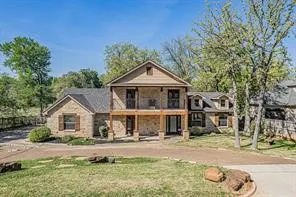 Single Family Residence For Rent in Tarrant County , 616 Frontier Court, Colleyville, Texas 76034, 4 Bedroom, 4 Bathroom, Garage spaces, 3,354 Sqft, built in 1977, mls#21399809, Real Estate Agent in Colleyville, Homes For Rent in Tarrant county, Homes For Rent in Colleyville, Realtor in Colleyville Texas, Real Estate Brokerage Independent Realty Texas, Luminita Cordes Realtor